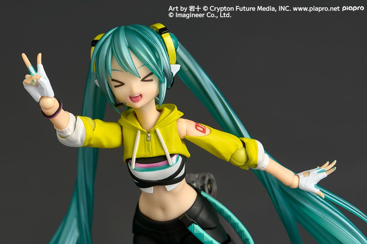 PRE-ORDER Kaiyodo - Revoltech Amazing Yamaguchi - Hatsune Miku: Fit Boxing Ver.