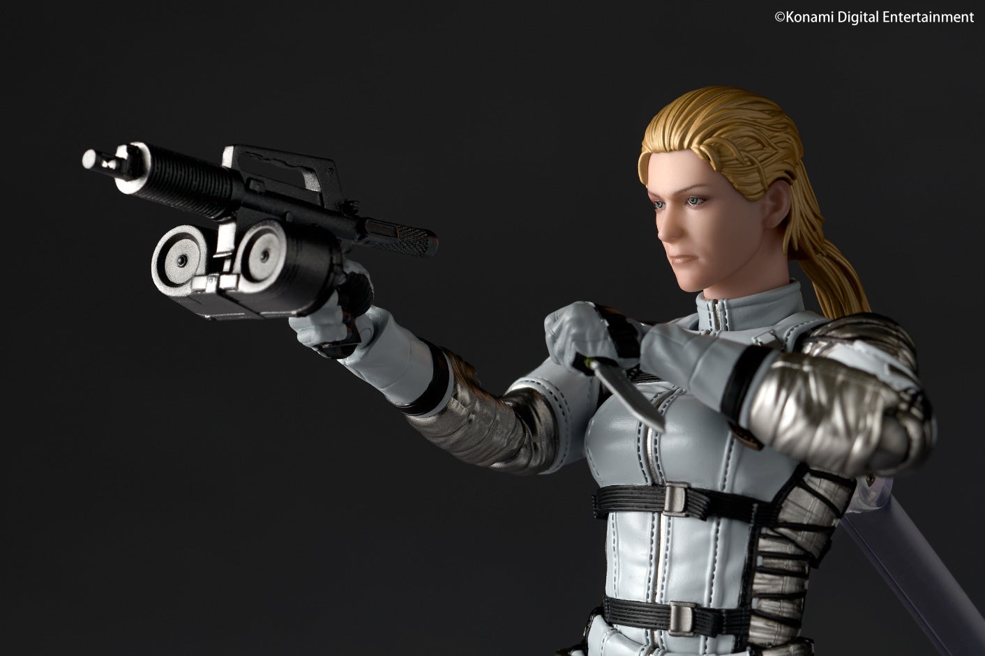 SPECIAL ORDER Kaiyodo - Revoltech Amazing Yamaguchi - Metal Gear Solid: Delta - The Boss [EXCLUSIVE]
