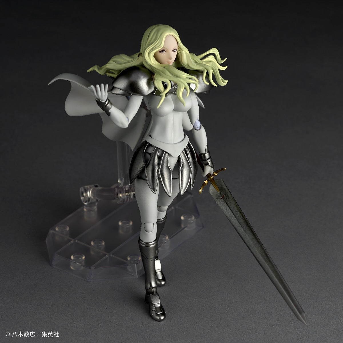 SPECIAL ORDER Kaiyodo - Revoltech - CLAYMORE - Teresa of the Feint Smile [EXCLUSIVE]