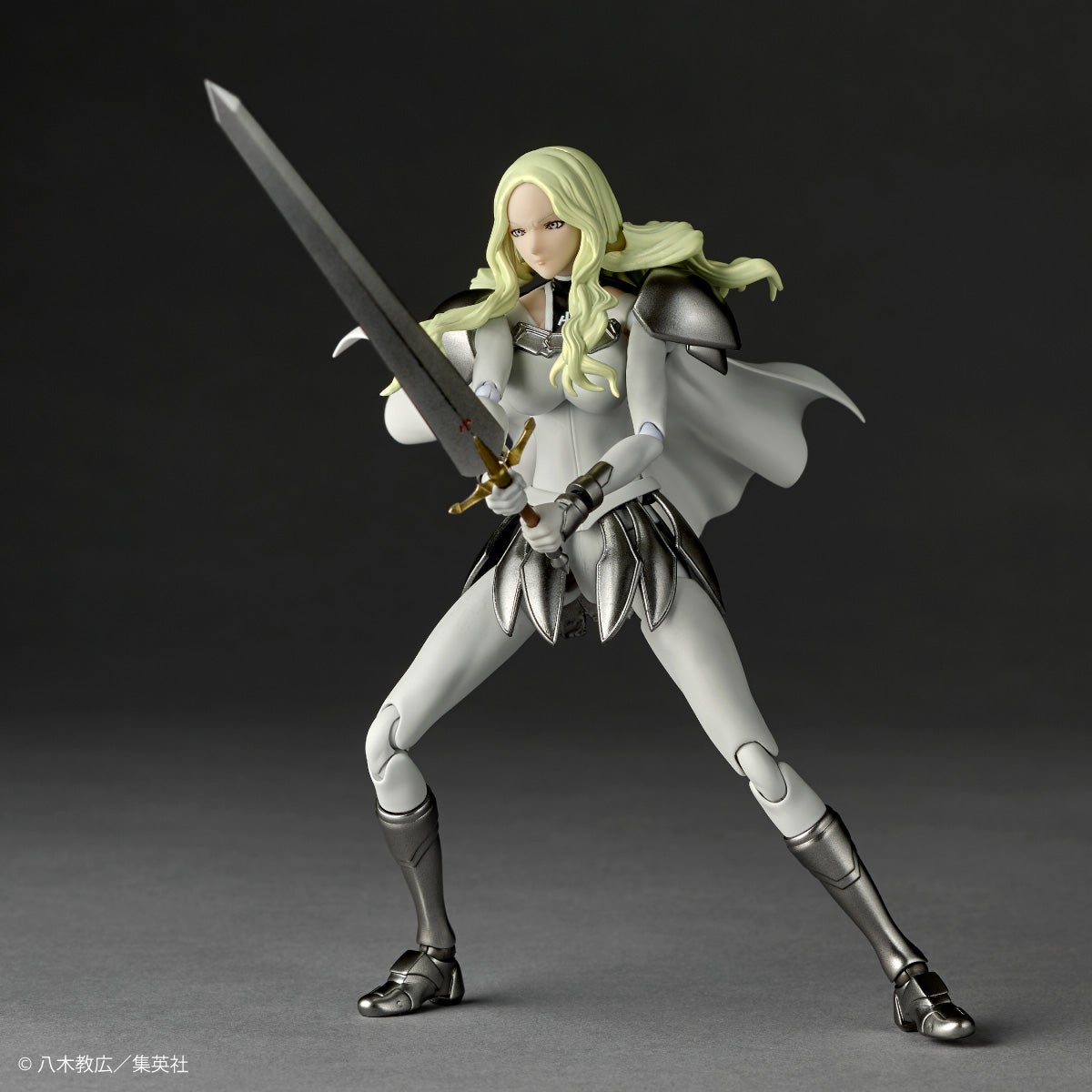 SPECIAL ORDER Kaiyodo - Revoltech - CLAYMORE - Teresa of the Feint Smile [EXCLUSIVE]