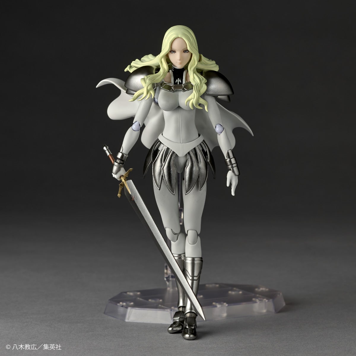 SPECIAL ORDER Kaiyodo - Revoltech - CLAYMORE - Teresa of the Feint Smile [EXCLUSIVE]