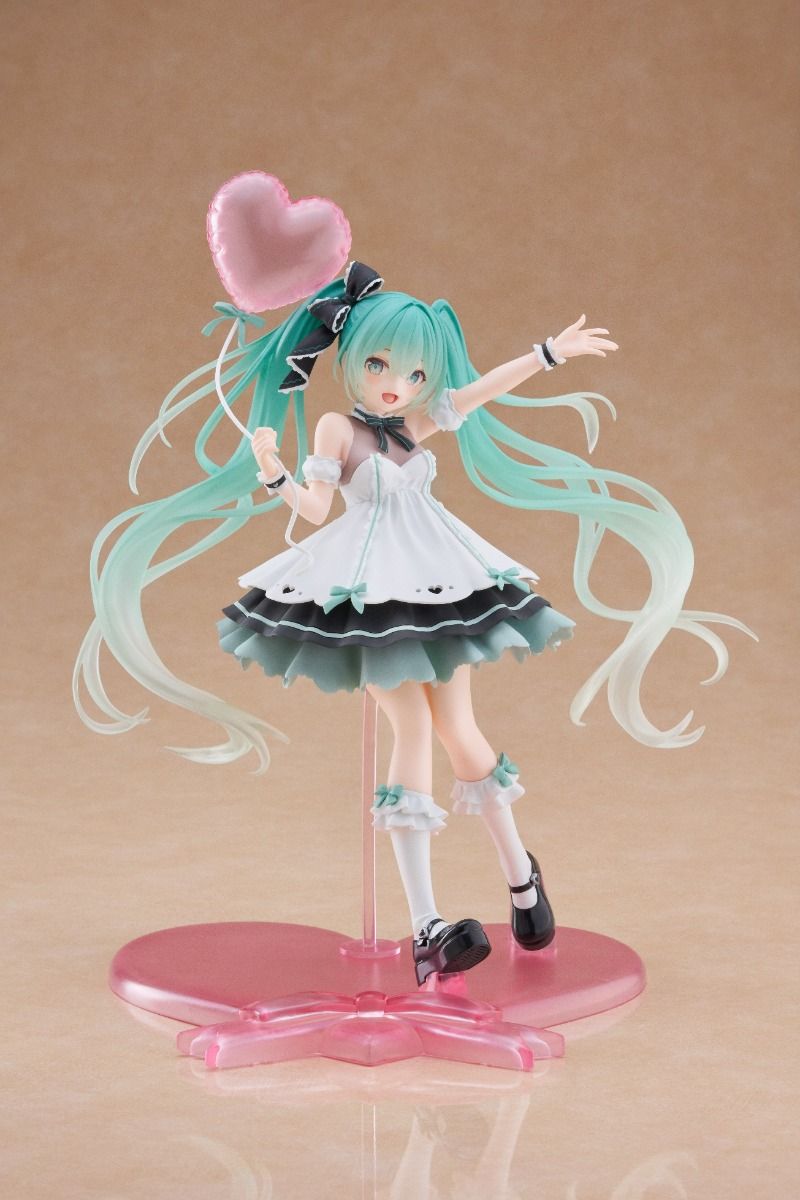 PRE-ORDER Taito - Hatsune Miku AMP+ Figure - HATSUNE MIKU Birthday 2025: Party Ver.