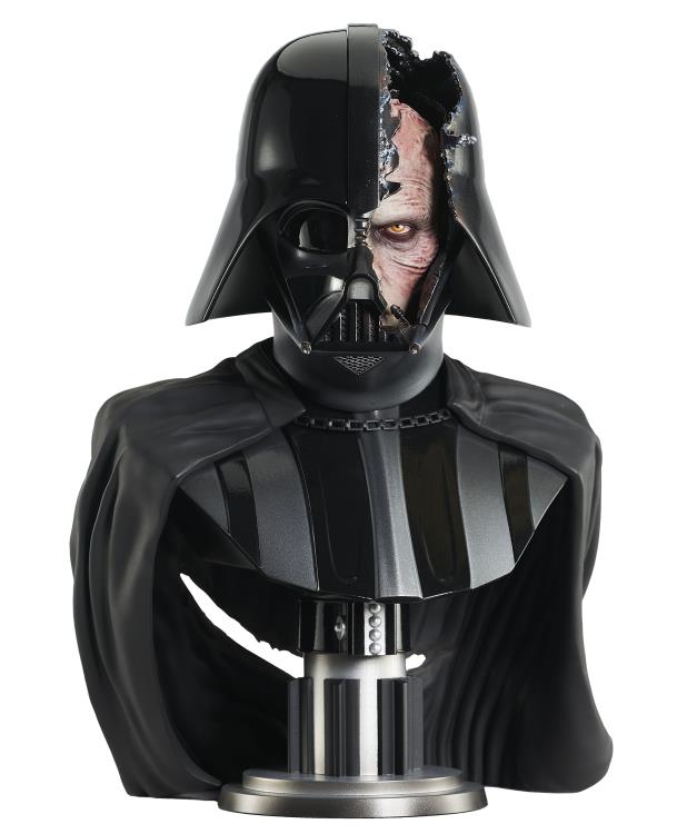 PRE-ORDER Diamond Select - Star Wars: Obi-Wan Kenobi Legends in 3D - Darth Vader: Damaged Helmet Bust 1/2