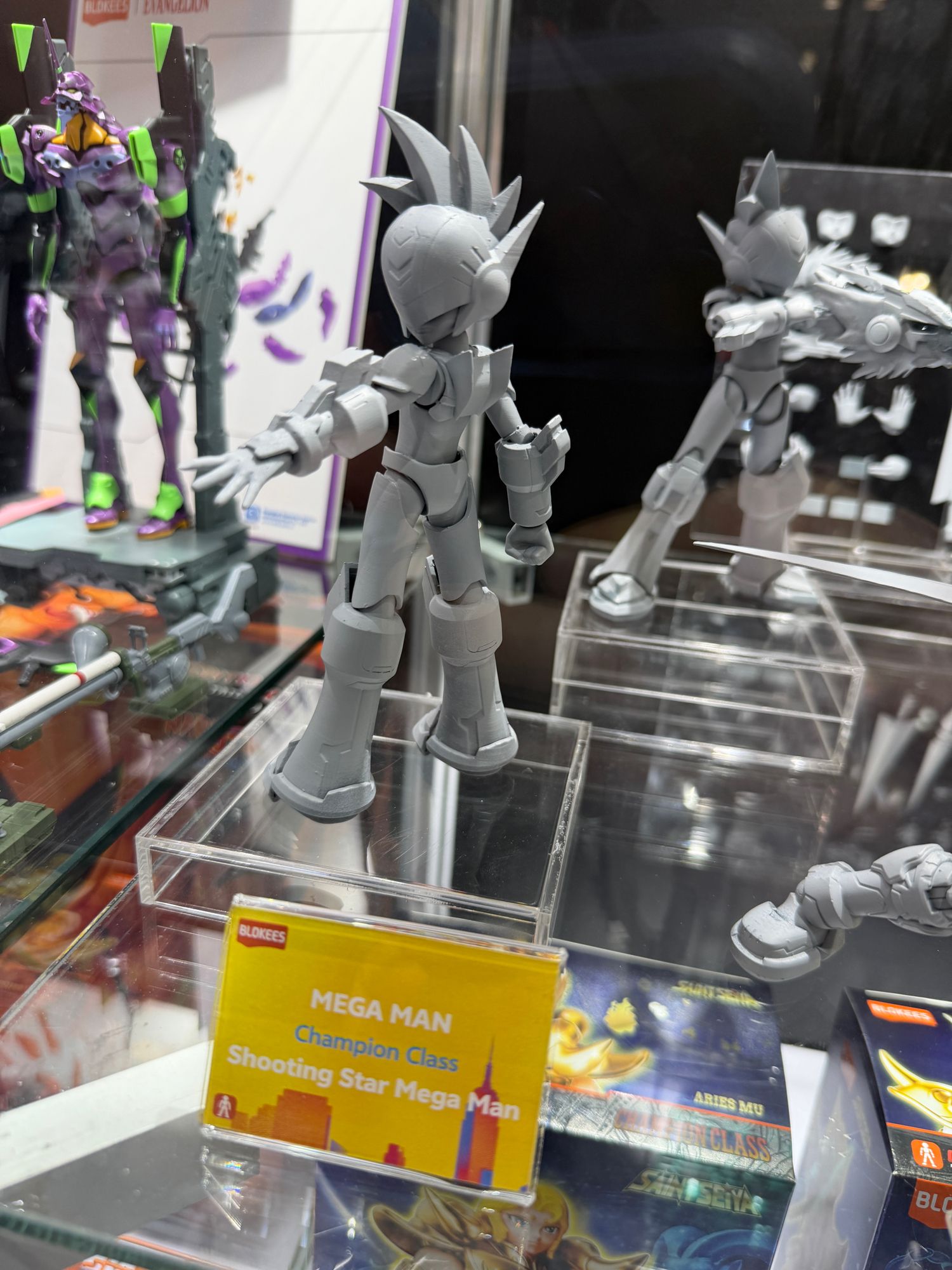 PRE-ORDER Blokees - Mega Man Star Force (Shooting Star) - Champion Class - Star Force (Shooting Star) Mega Man