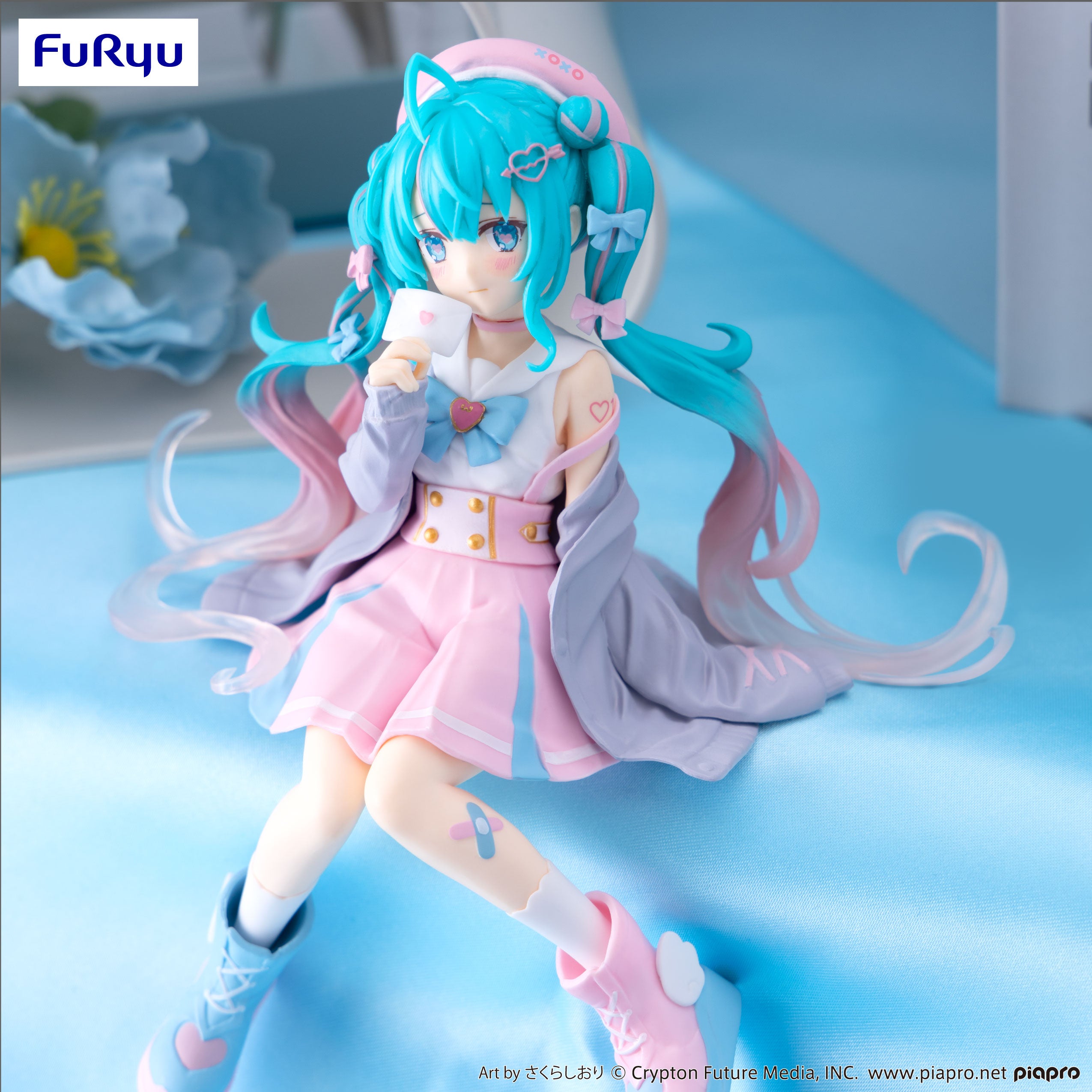 IN-STOCK FuRyu - Vocaloid Noodle Stopper Figure - Hatsune Miku: Koisuru Sailor Fuku Gray Ver.