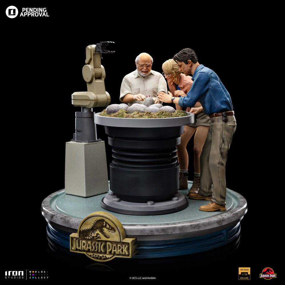 PRE-ORDER Iron Studios - Art Scale - Jurassic Park - Deluxe Dino Hatching 1/10