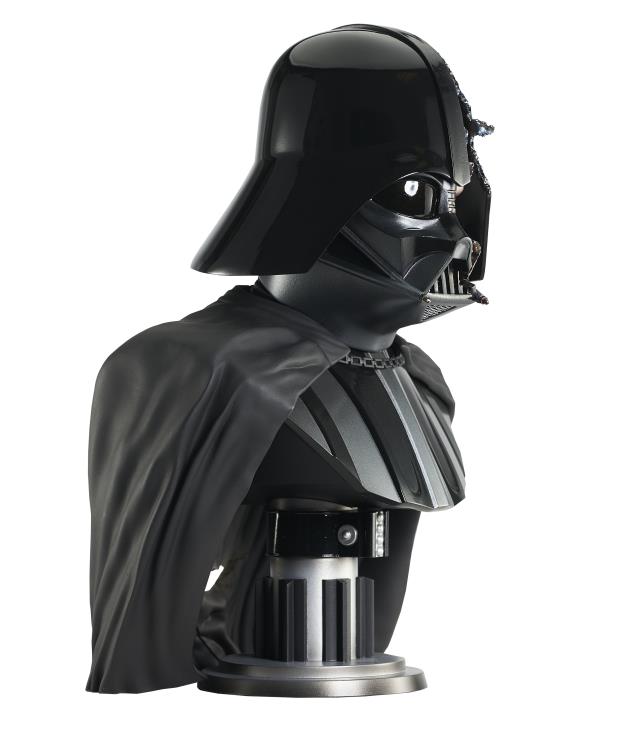 PRE-ORDER Diamond Select - Star Wars: Obi-Wan Kenobi Legends in 3D - Darth Vader: Damaged Helmet Bust 1/2