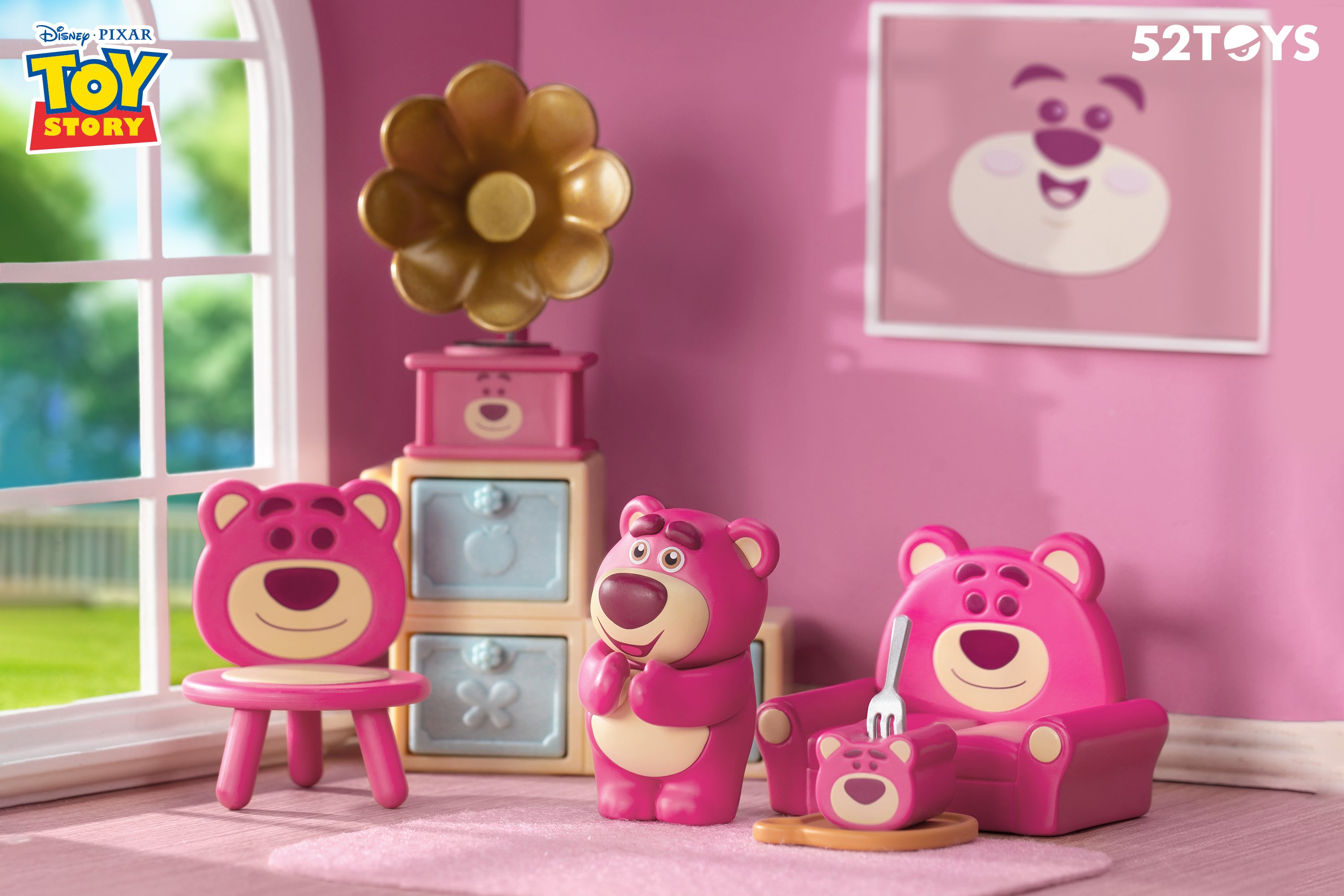 PRE-ORDER 52Toys - Toy Story - Lotso's Room [Box of 6]