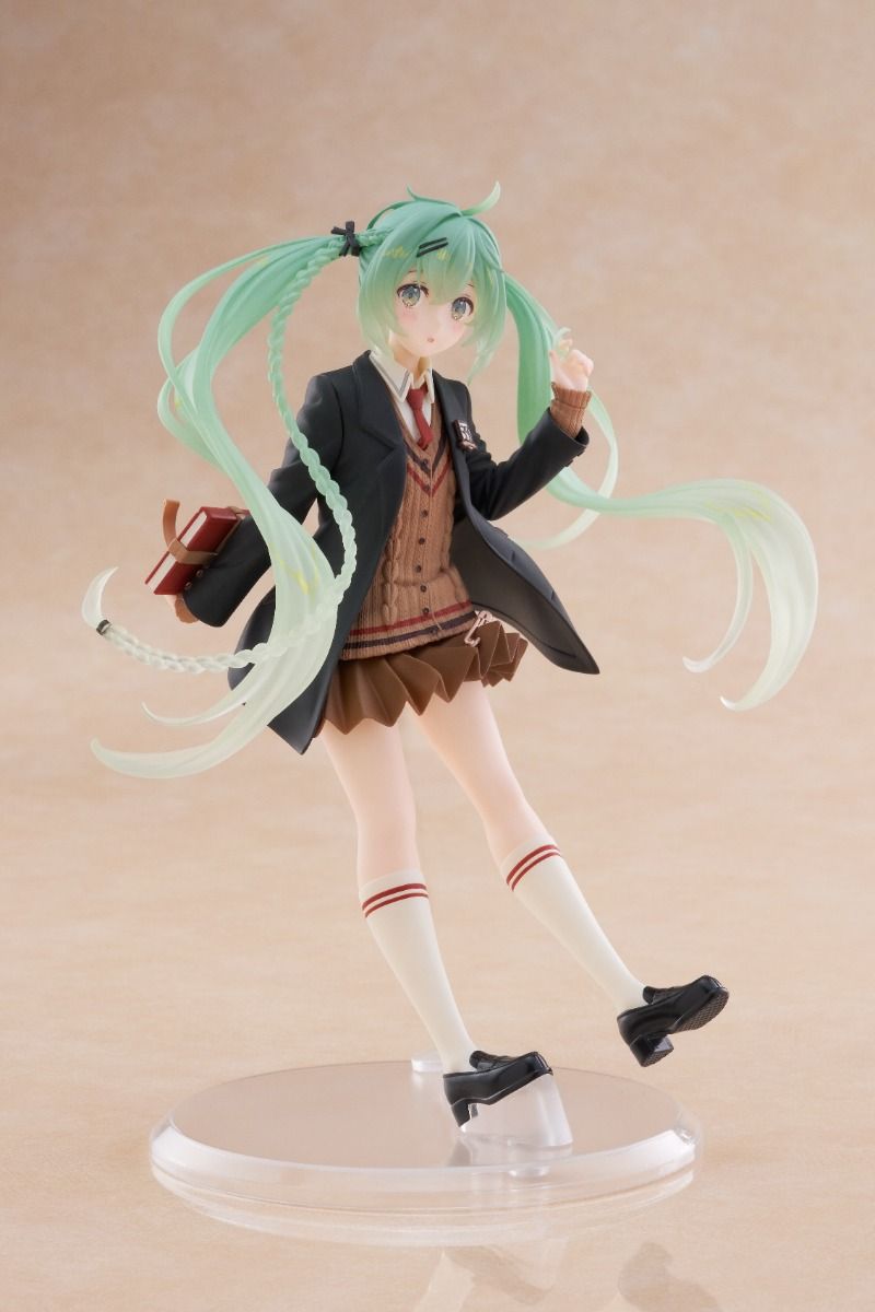 IN-STOCK Taito - Character Vocal Series 01: Hatsune Miku - Hatsune Miku Fashion: Preppy Ver.