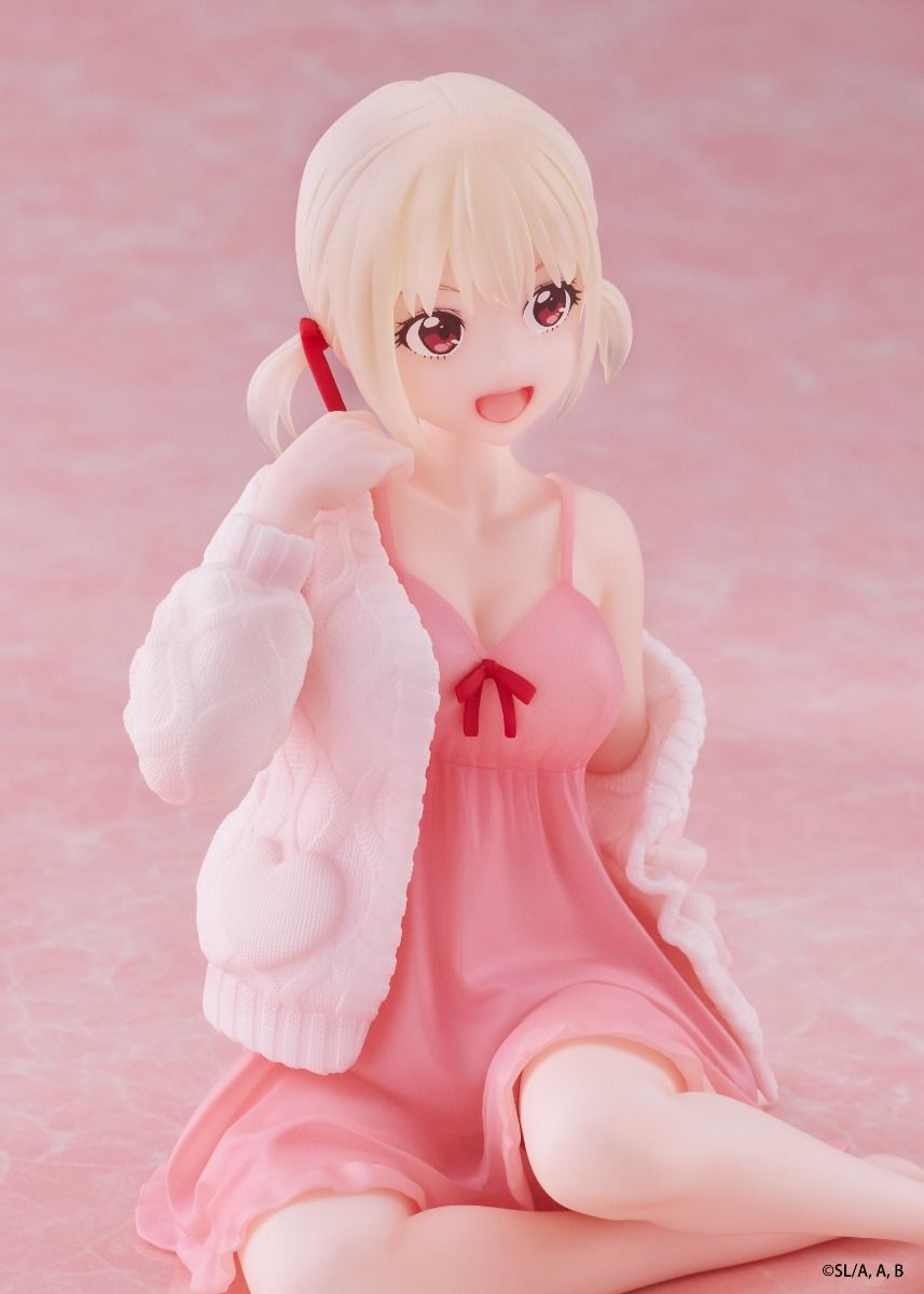 PRE-ORDER Taito - Lycoris Recoil Desktop Cute Figure - Chisato Nishikigi: Roomwear Ver. [September 2025 Release]