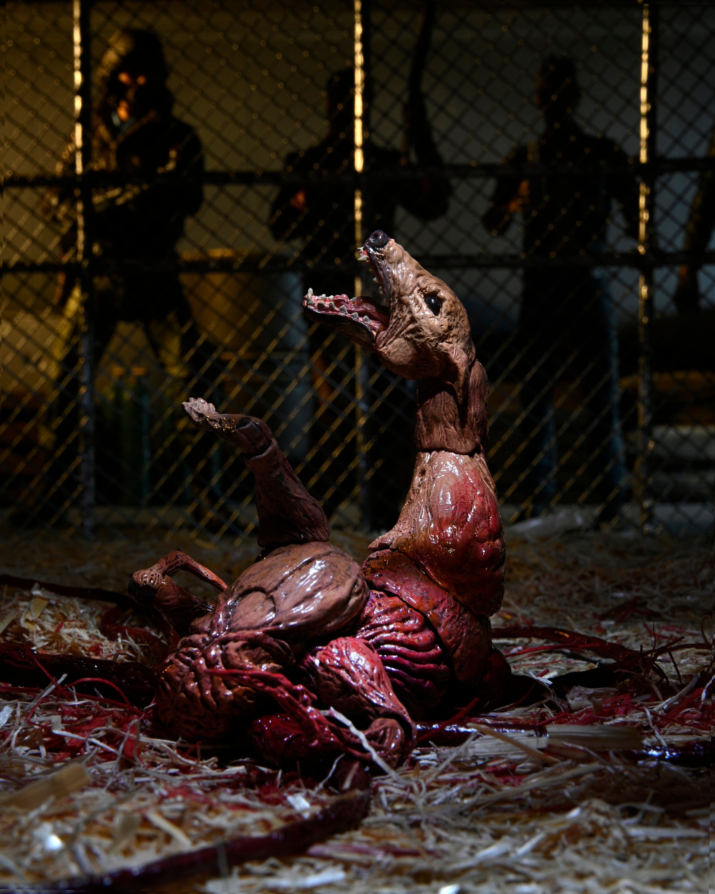 PRE-ORDER 7-inch Action Figure - The Thing - THING Dog Creature Ultimate Deluxe