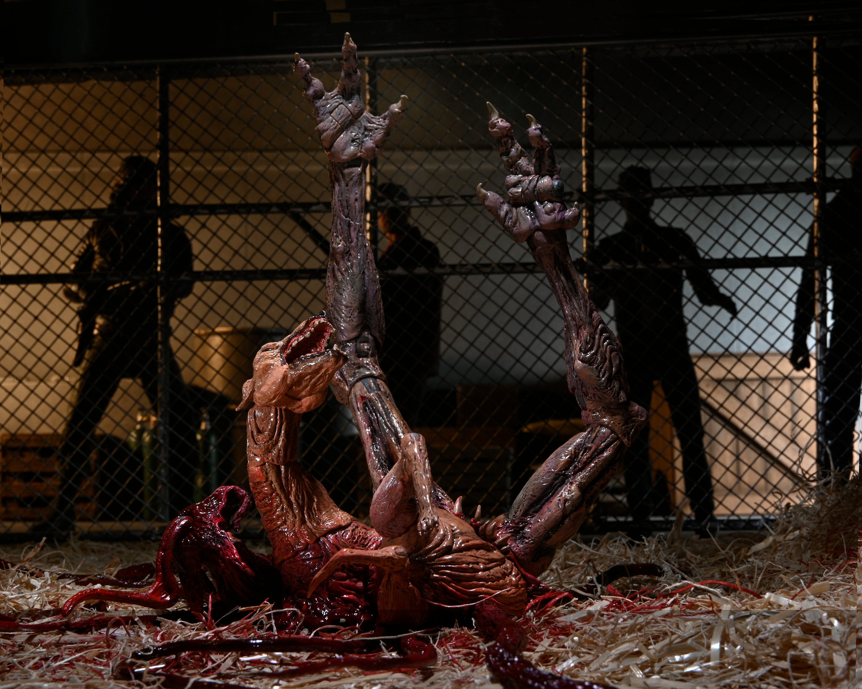 PRE-ORDER 7-inch Action Figure - The Thing - THING Dog Creature Ultimate Deluxe