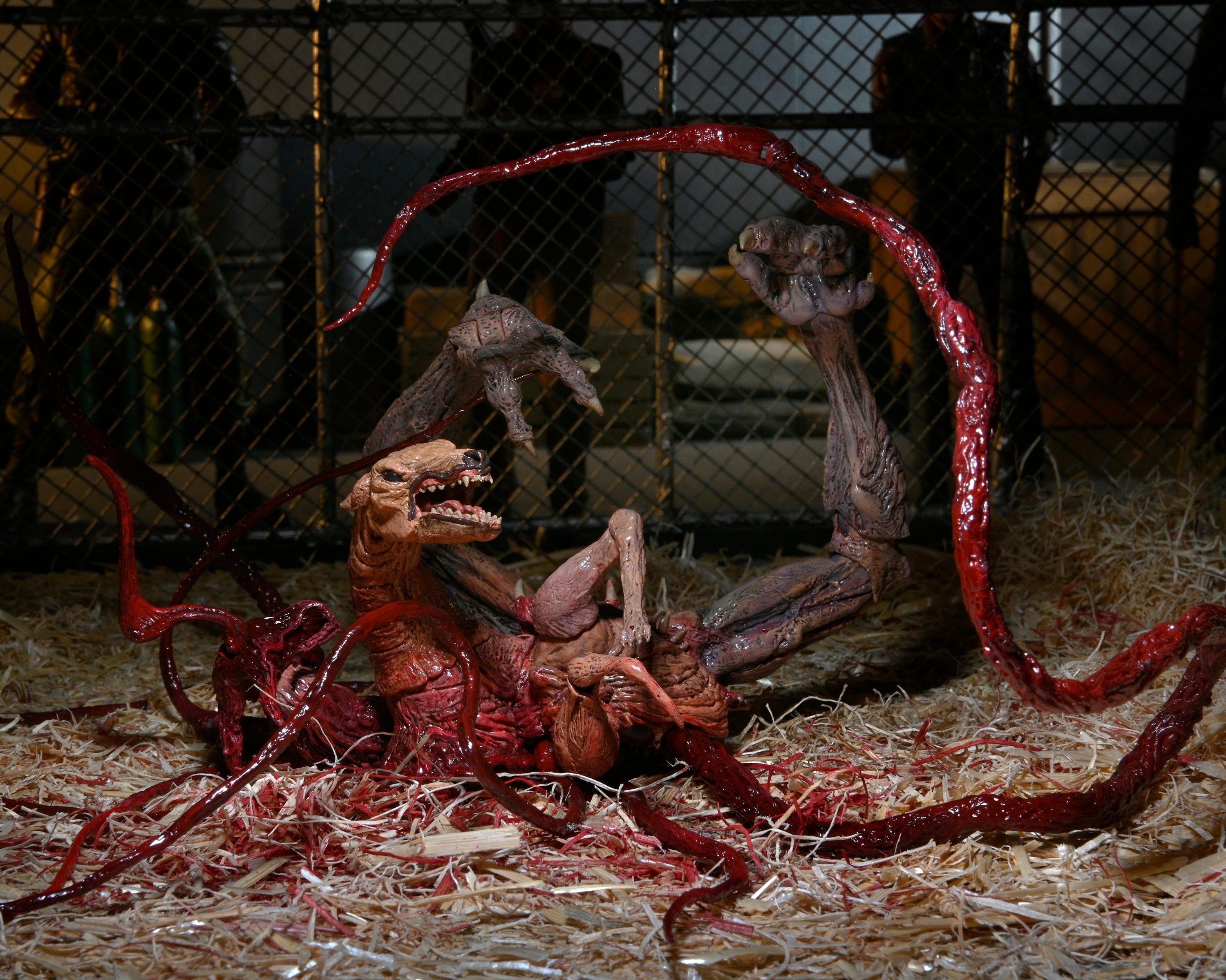 PRE-ORDER 7-inch Action Figure - The Thing - THING Dog Creature Ultimate Deluxe