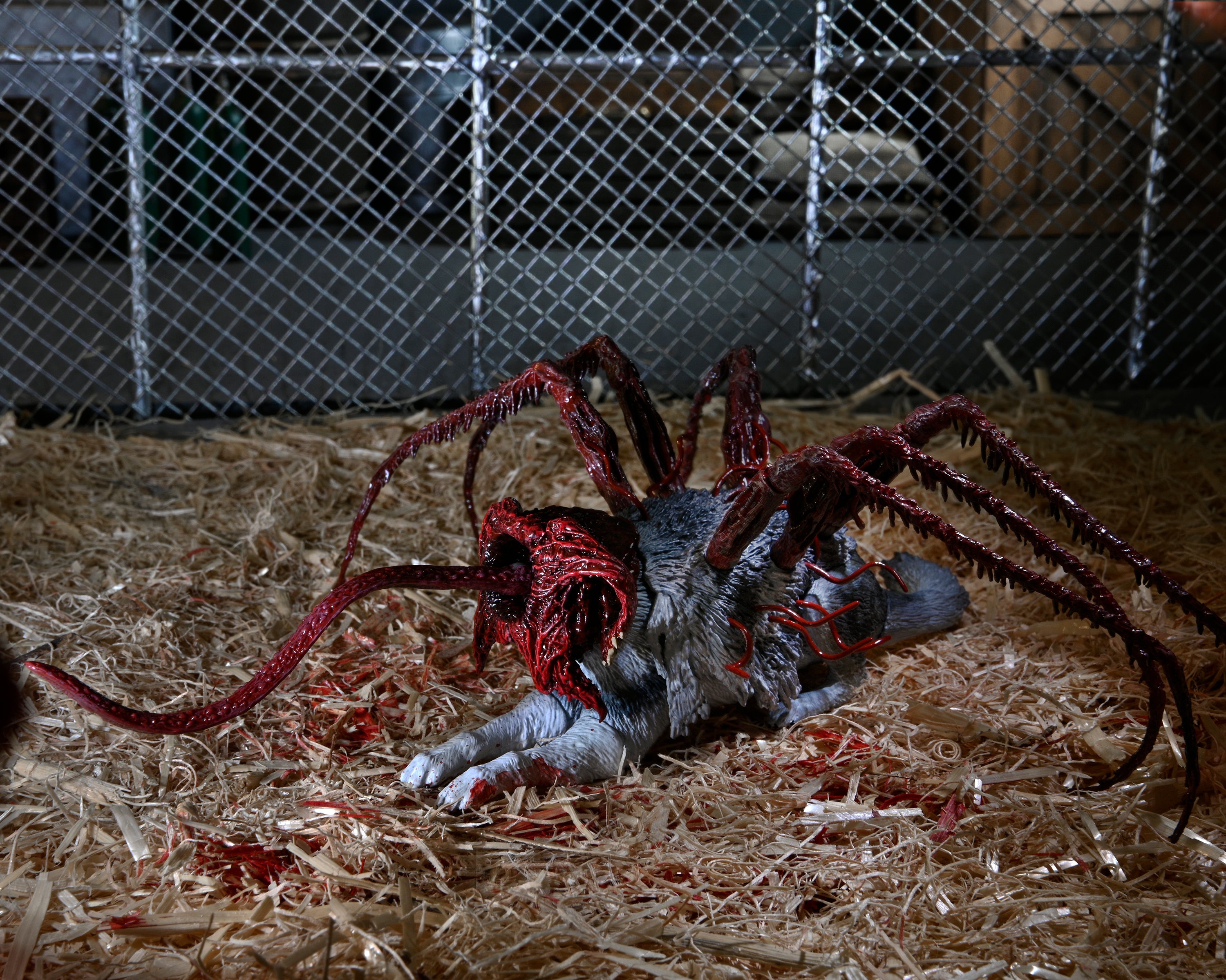 PRE-ORDER 7-inch Action Figure - The Thing - THING Dog Creature Ultimate Deluxe