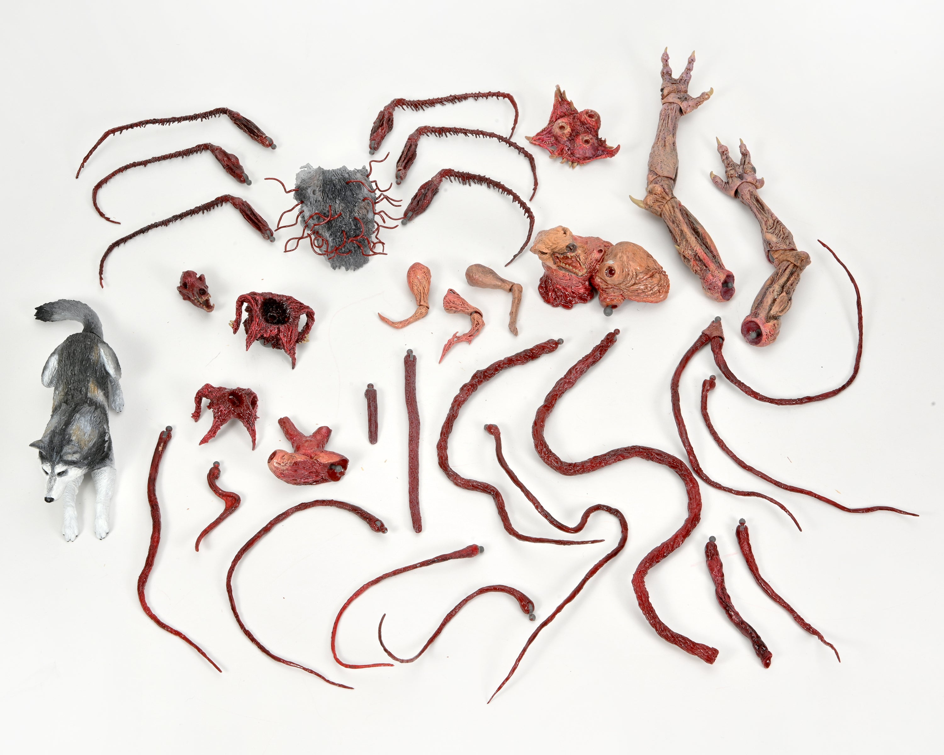 PRE-ORDER 7-inch Action Figure - The Thing - THING Dog Creature Ultimate Deluxe