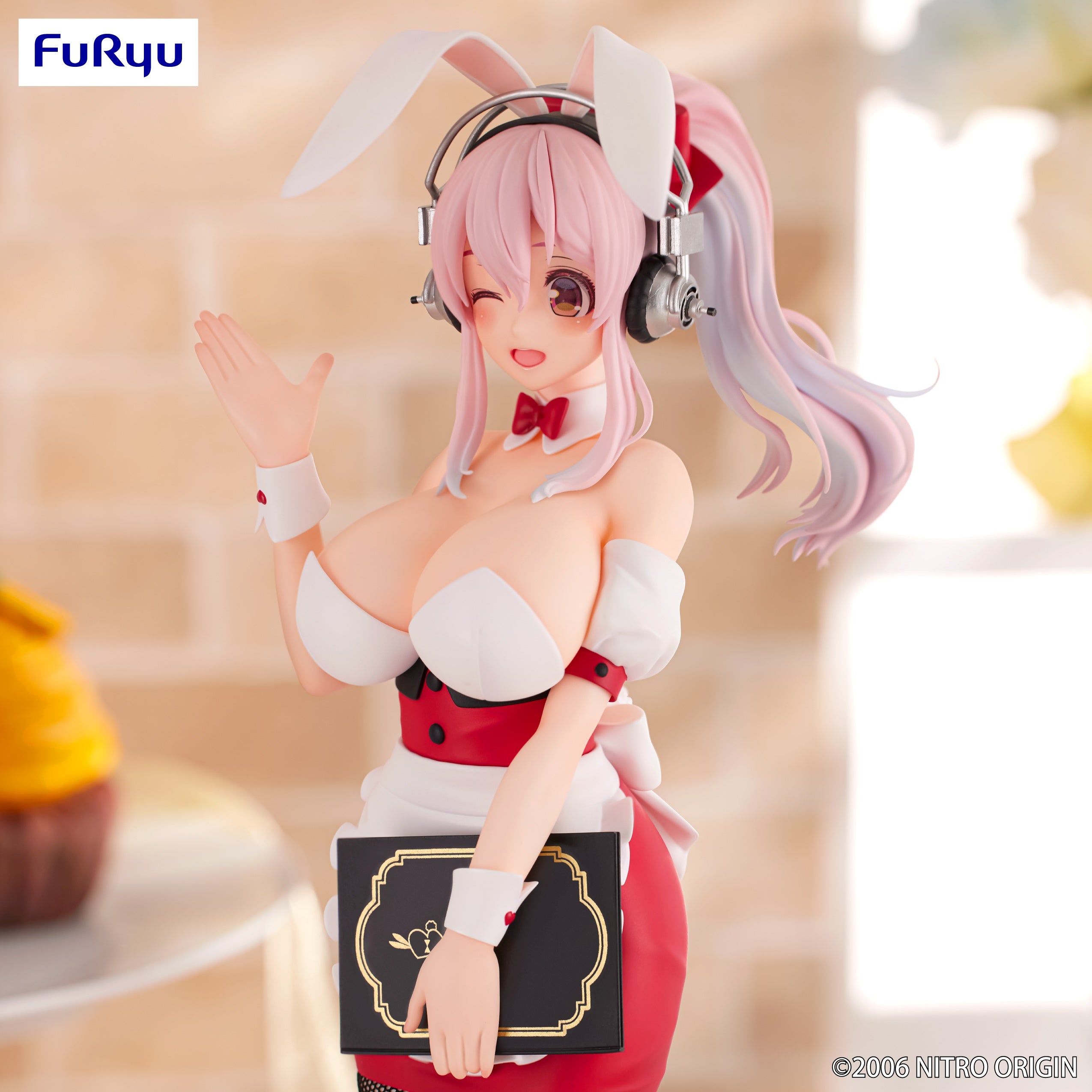 IN-STOCK FuRyu - Super Sonico BiCute Bunnies Figure - Super Sonico: Waitress Ver.