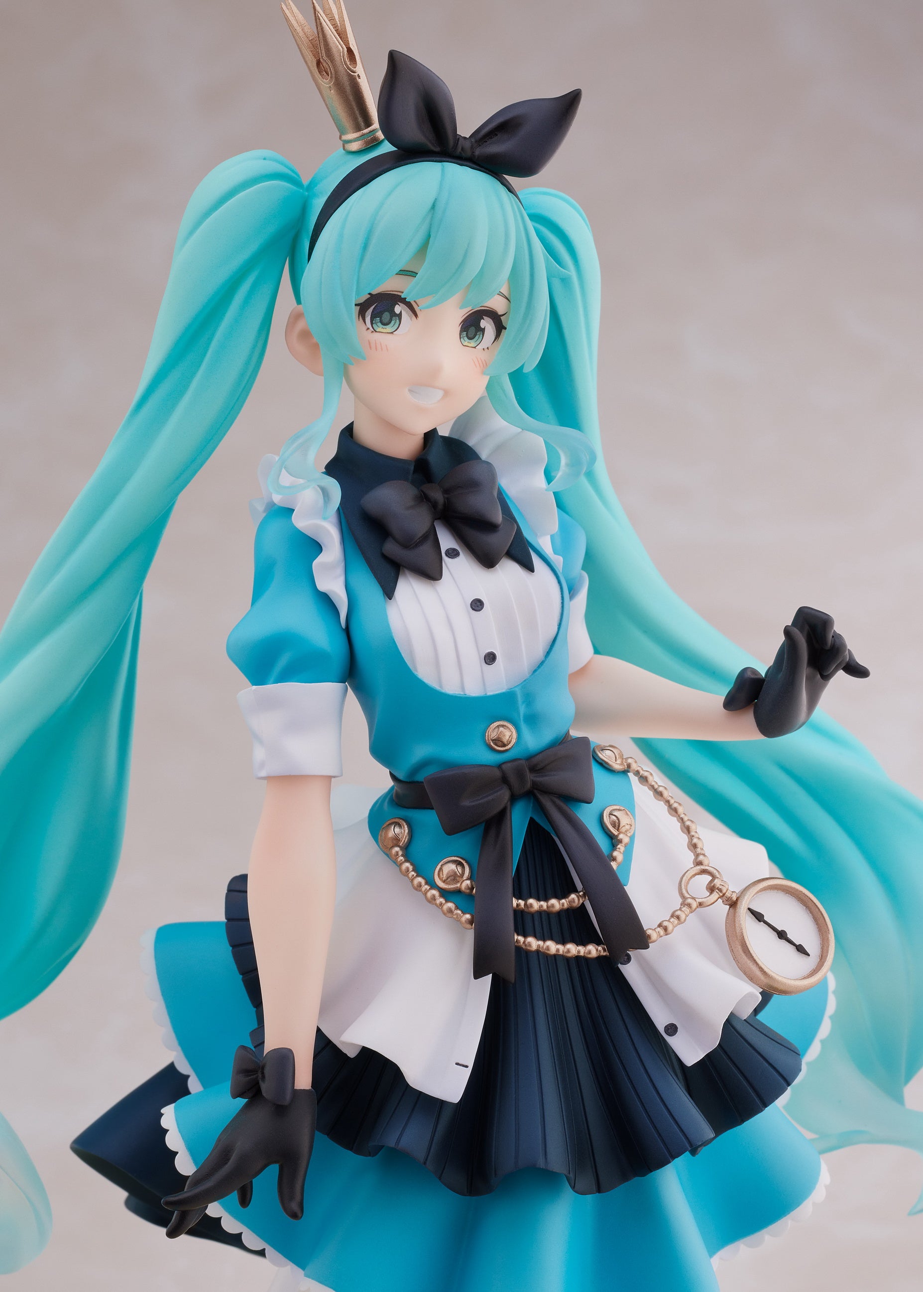 IN-STOCK Taito - Vocaloid AMP Figure  - Hatsune Miku: Aliss Ver. [May 2024 Release]