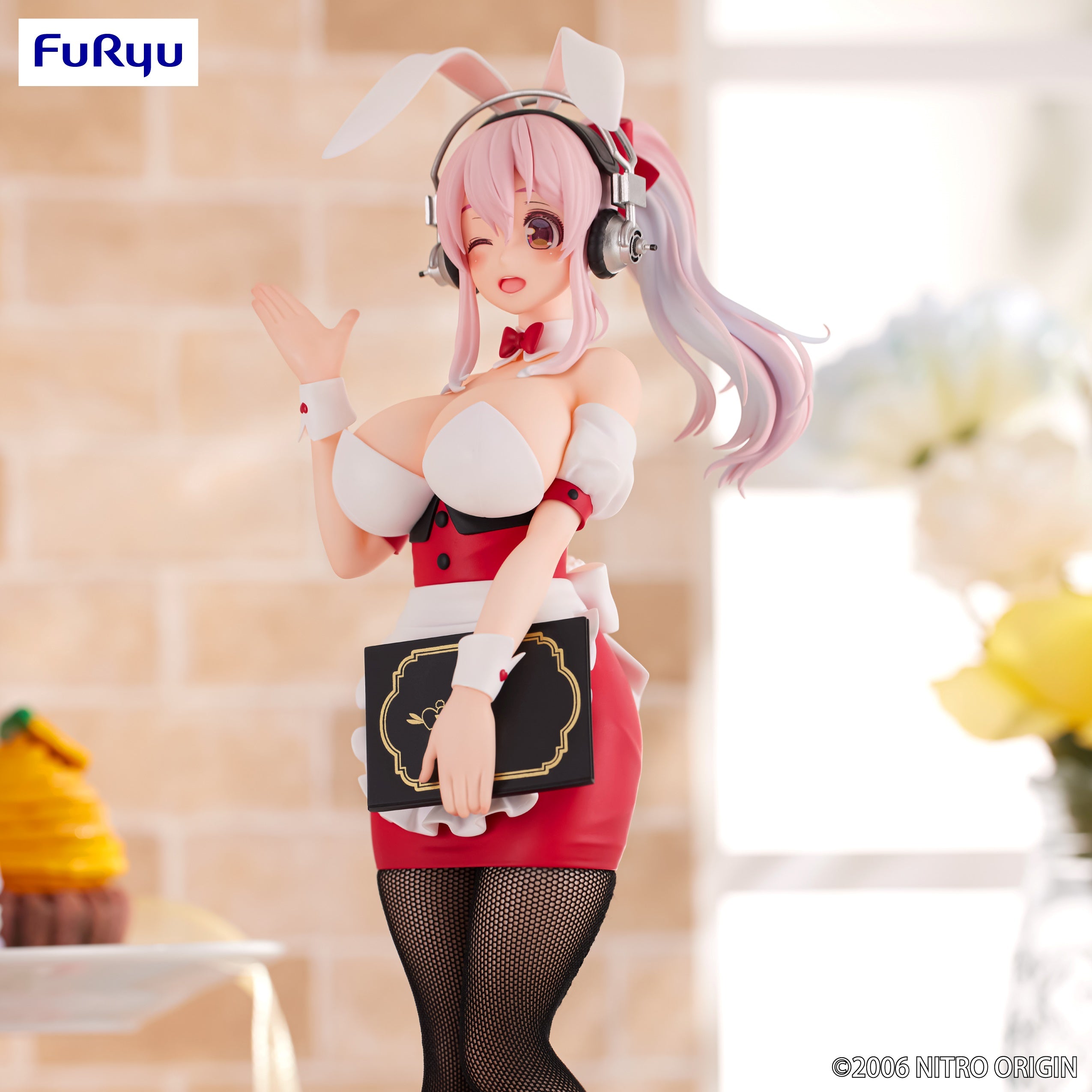 IN-STOCK FuRyu - Super Sonico BiCute Bunnies Figure - Super Sonico: Waitress Ver.