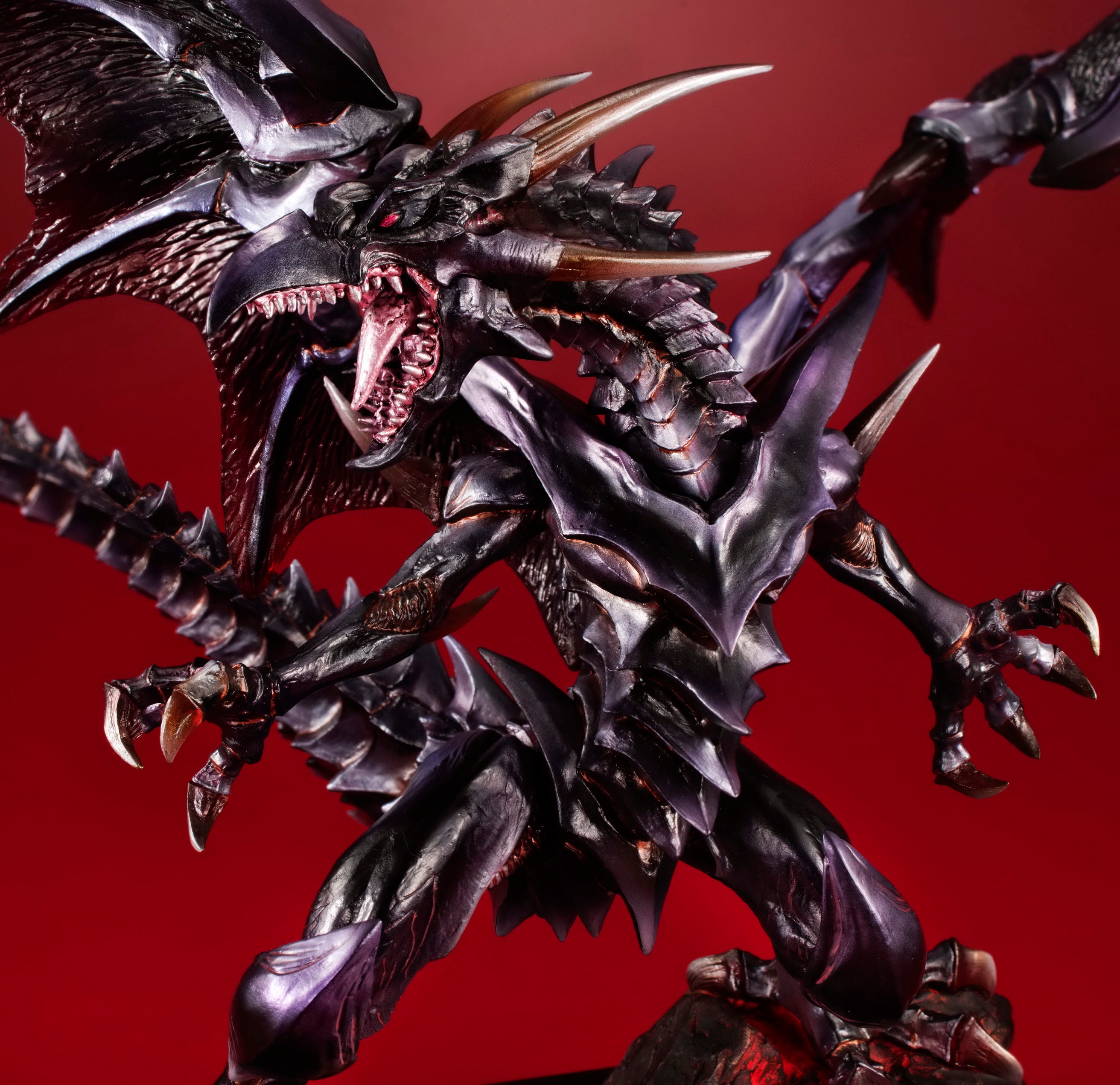 SPECIAL ORDER MegaHouse - ART WORKS MONSTERS - Yu-Gi-Oh! Duel Monsters - Red-Eyes Black Dragon: Holographic Edition [EXCLUSIVE] [JP]