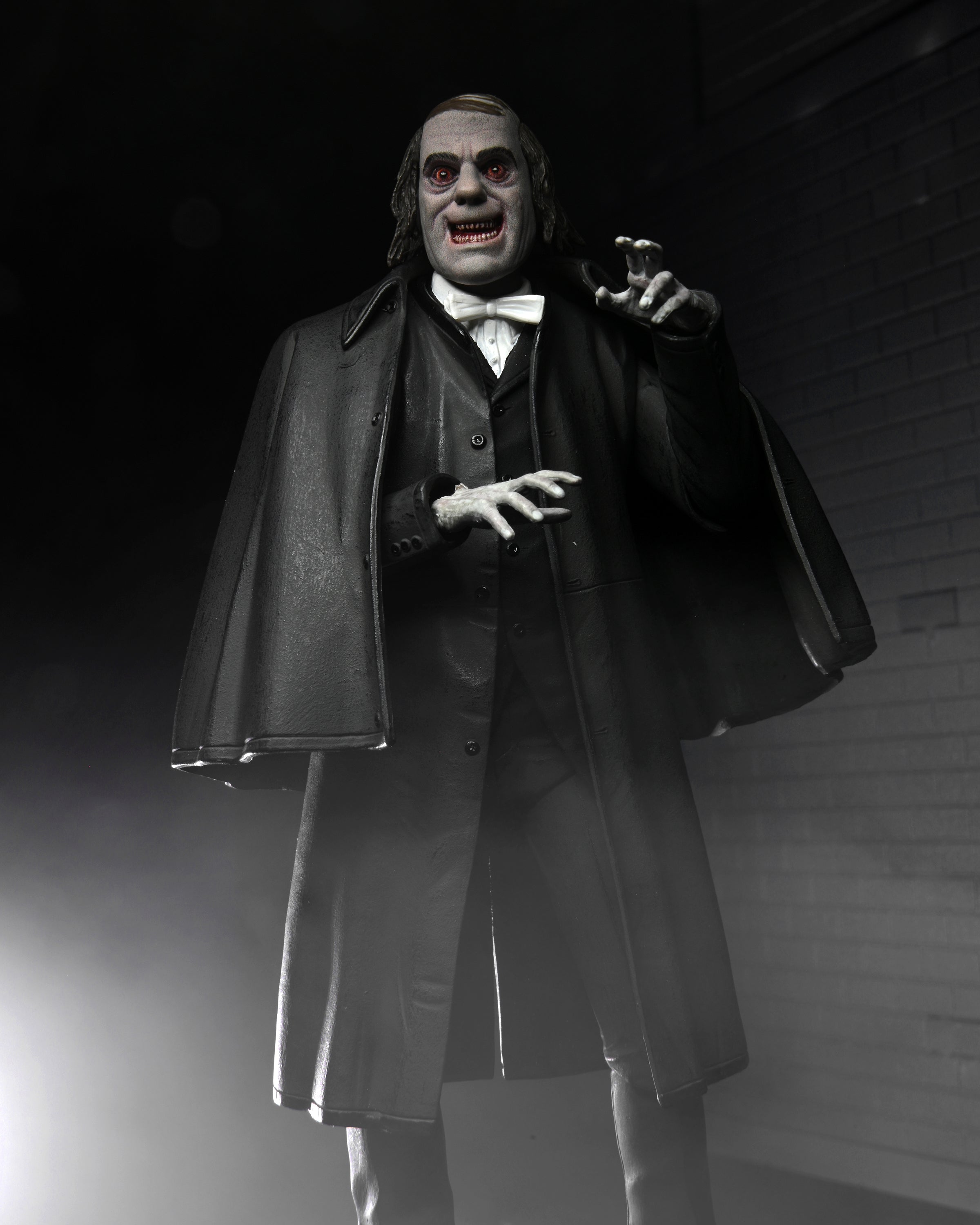 PRE-ORDER NECA - 7-inch Action Figure - London After Midnight (1927) - Ultimate Professor Edward C. Burk