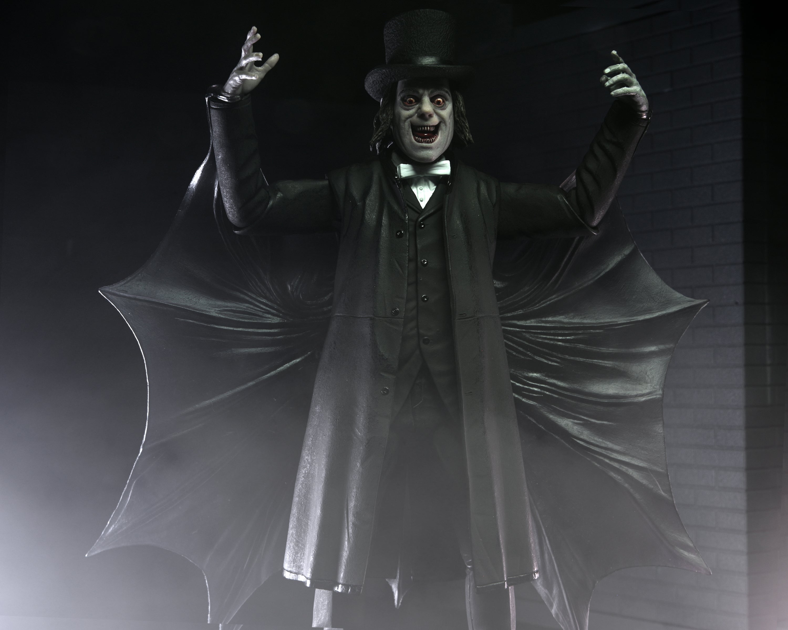 PRE-ORDER NECA - 7-inch Action Figure - London After Midnight (1927) - Ultimate Professor Edward C. Burk