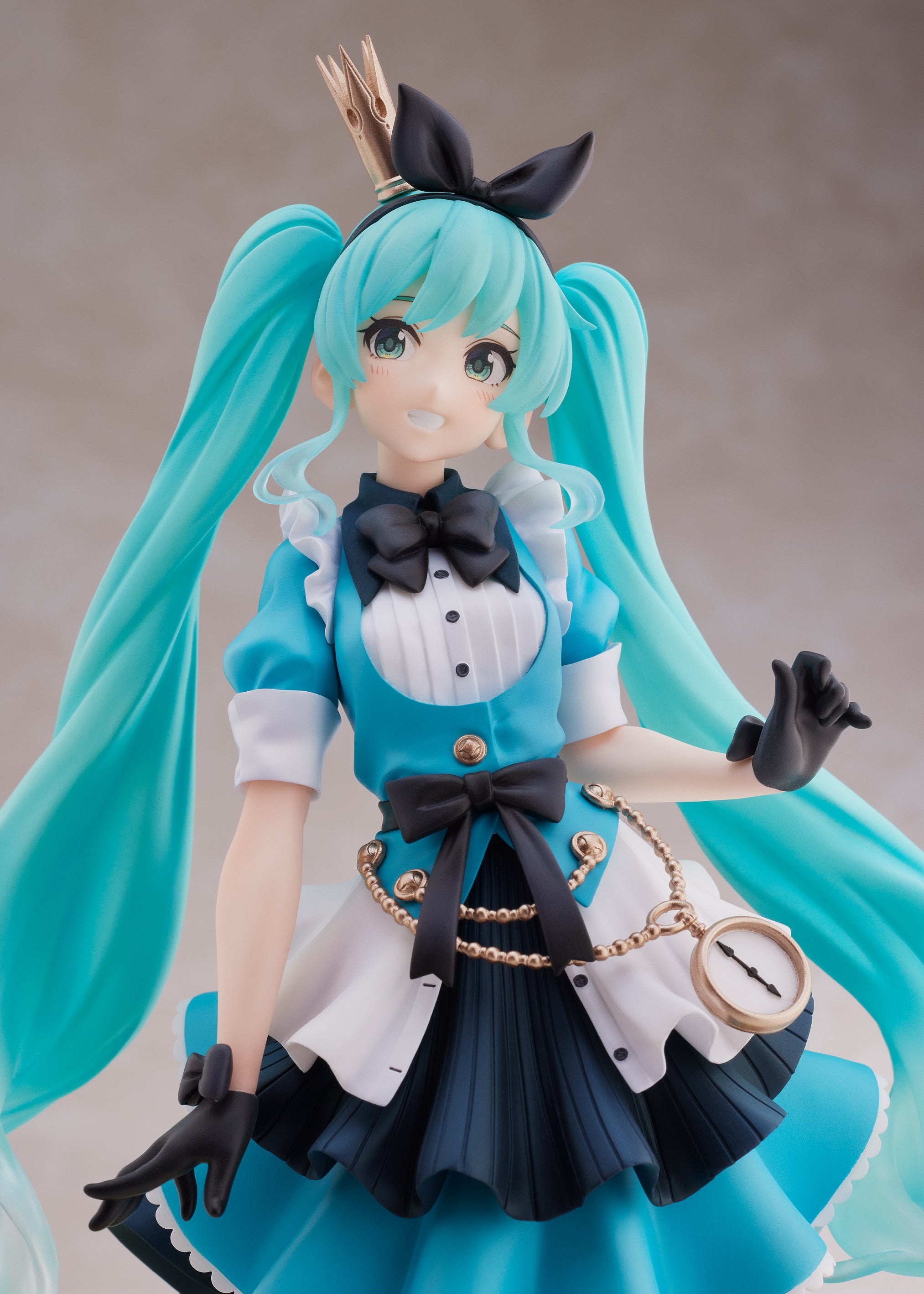 IN-STOCK Taito - Vocaloid AMP Figure  - Hatsune Miku: Aliss Ver. [May 2024 Release]