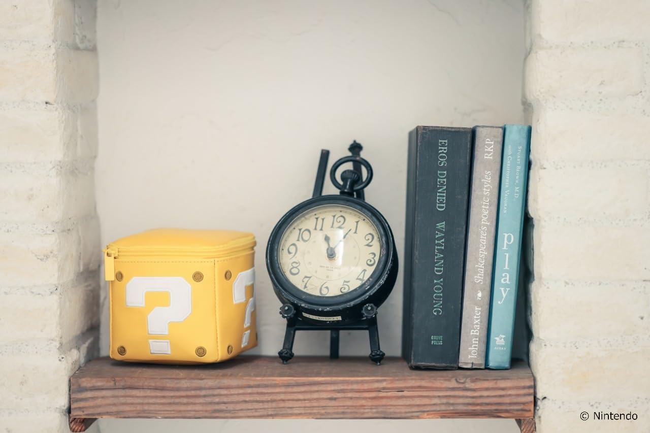 BACK-ORDER Takarajimasha - Super Mario Question Mark Block Pouch SPECIAL BOOK [JP]