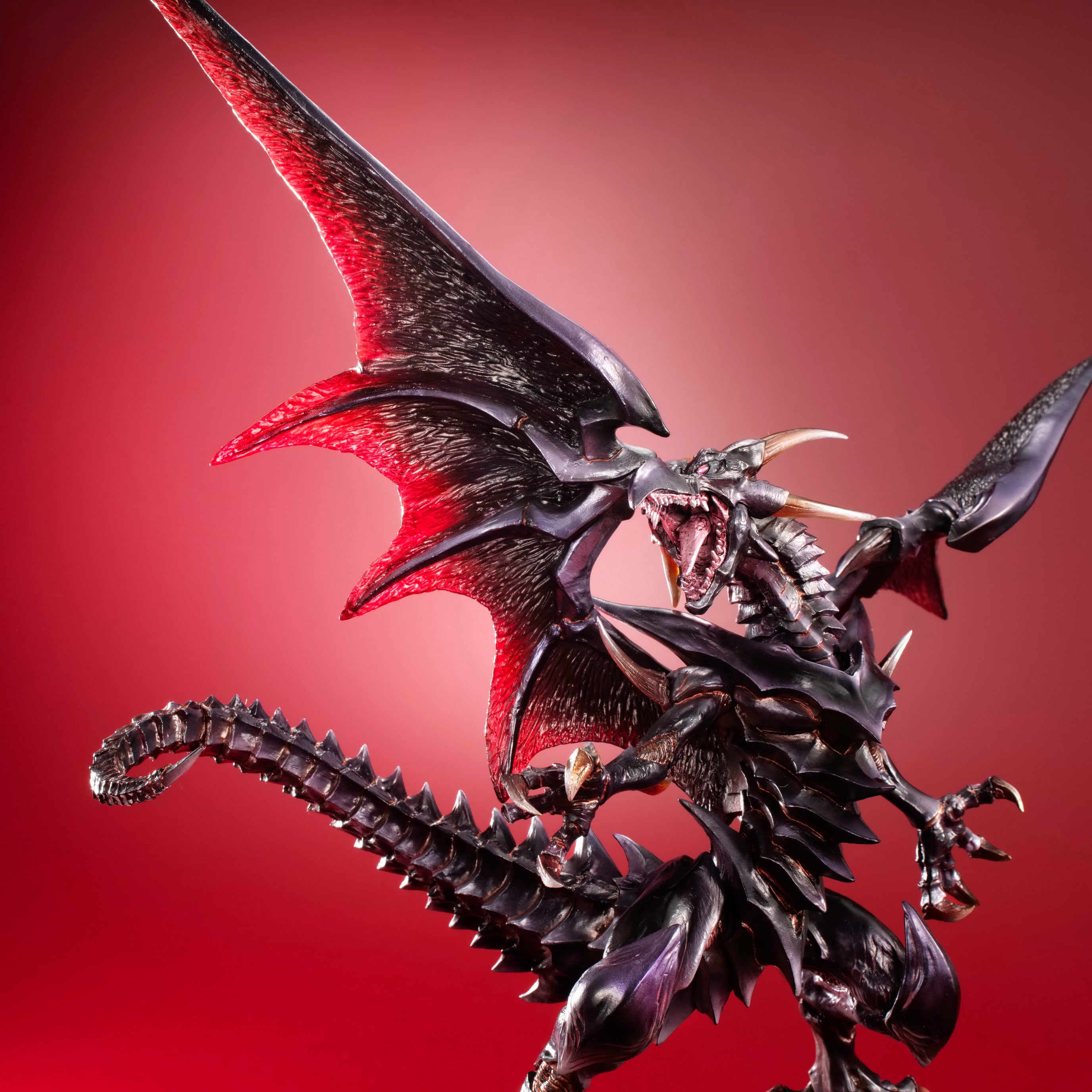 SPECIAL ORDER MegaHouse - ART WORKS MONSTERS - Yu-Gi-Oh! Duel Monsters - Red-Eyes Black Dragon: Holographic Edition [EXCLUSIVE] [JP]