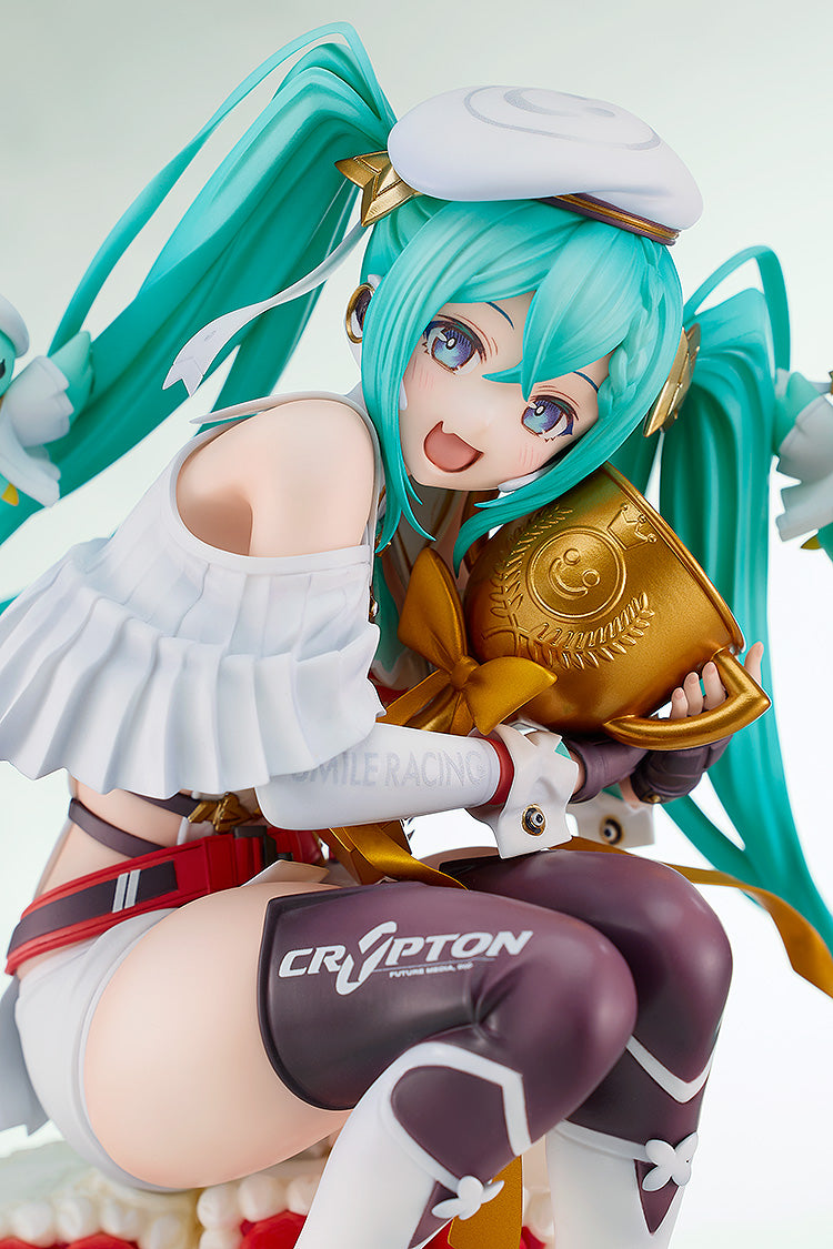 PRE-ORDER GOODSMILE RACING - Hatsune Miku GT Project - Racing Miku: 2023 - 15th Anniversary Ver. 1/6
