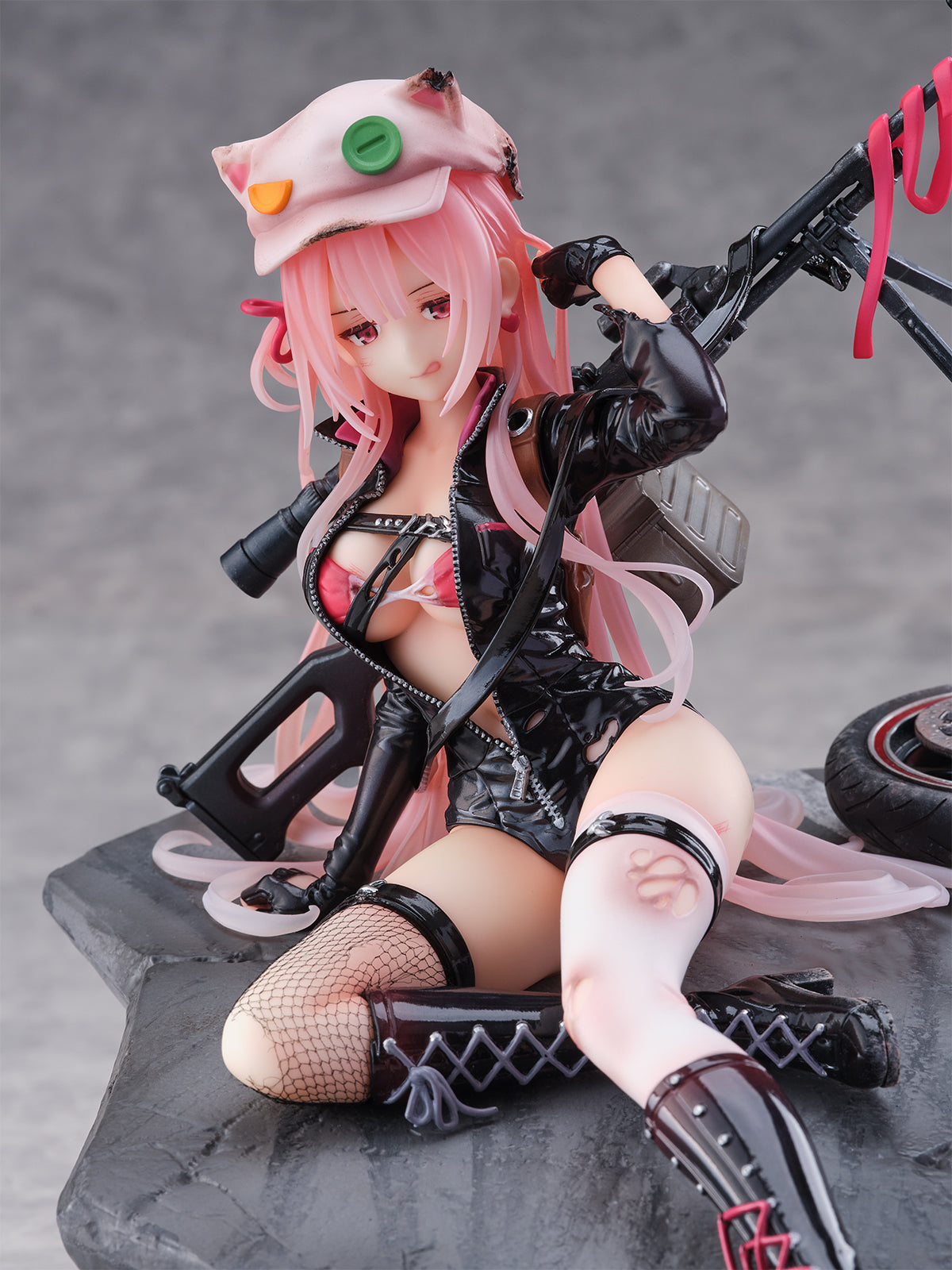 PRE-ORDER Shibuya Scramble Figure - Girl's Frontline - UM2000 Gale Lighting: Wounded Ver. 1/7