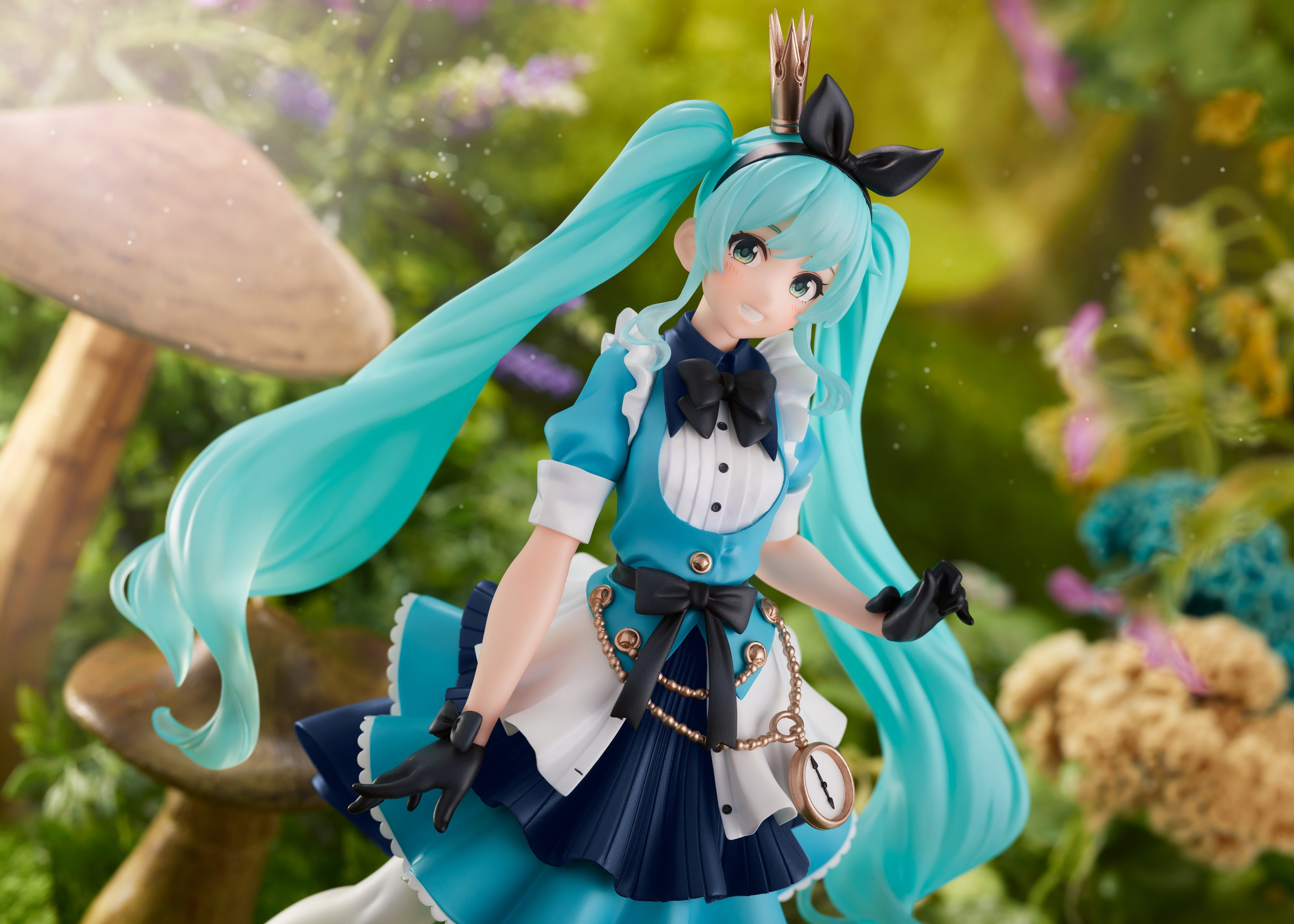 IN-STOCK Taito - Vocaloid AMP Figure  - Hatsune Miku: Aliss Ver. [May 2024 Release]