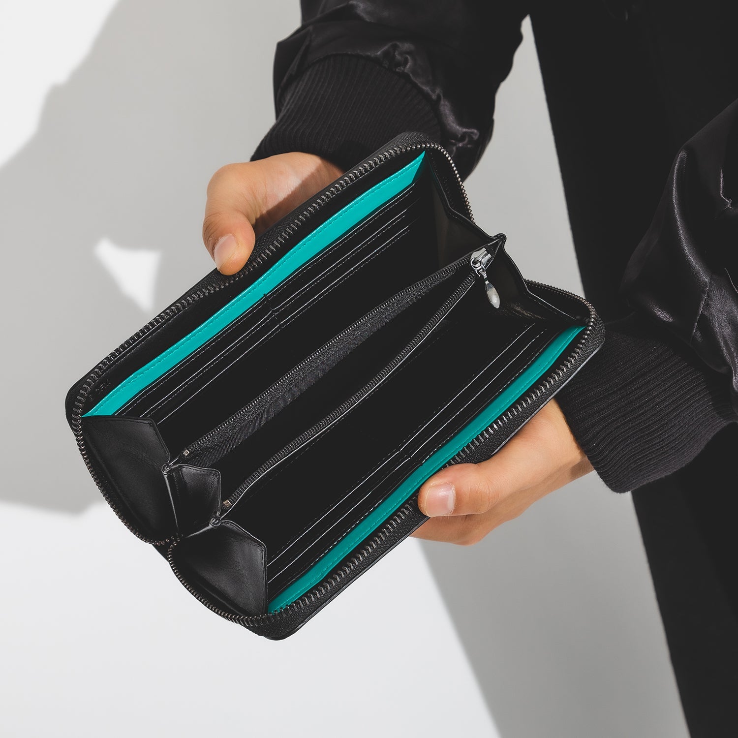 SPECIAL ORDER Super Groupies - Hatsune Miku Model Wallet [JP]