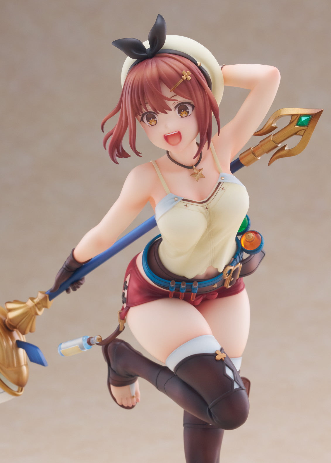 PRE-ORDER Claynel - Atelier Ryza: Ever Darkness & the Secret Hideout - Reisalin "Ryza" Stout: Summer Adventure! Ver. 1/7