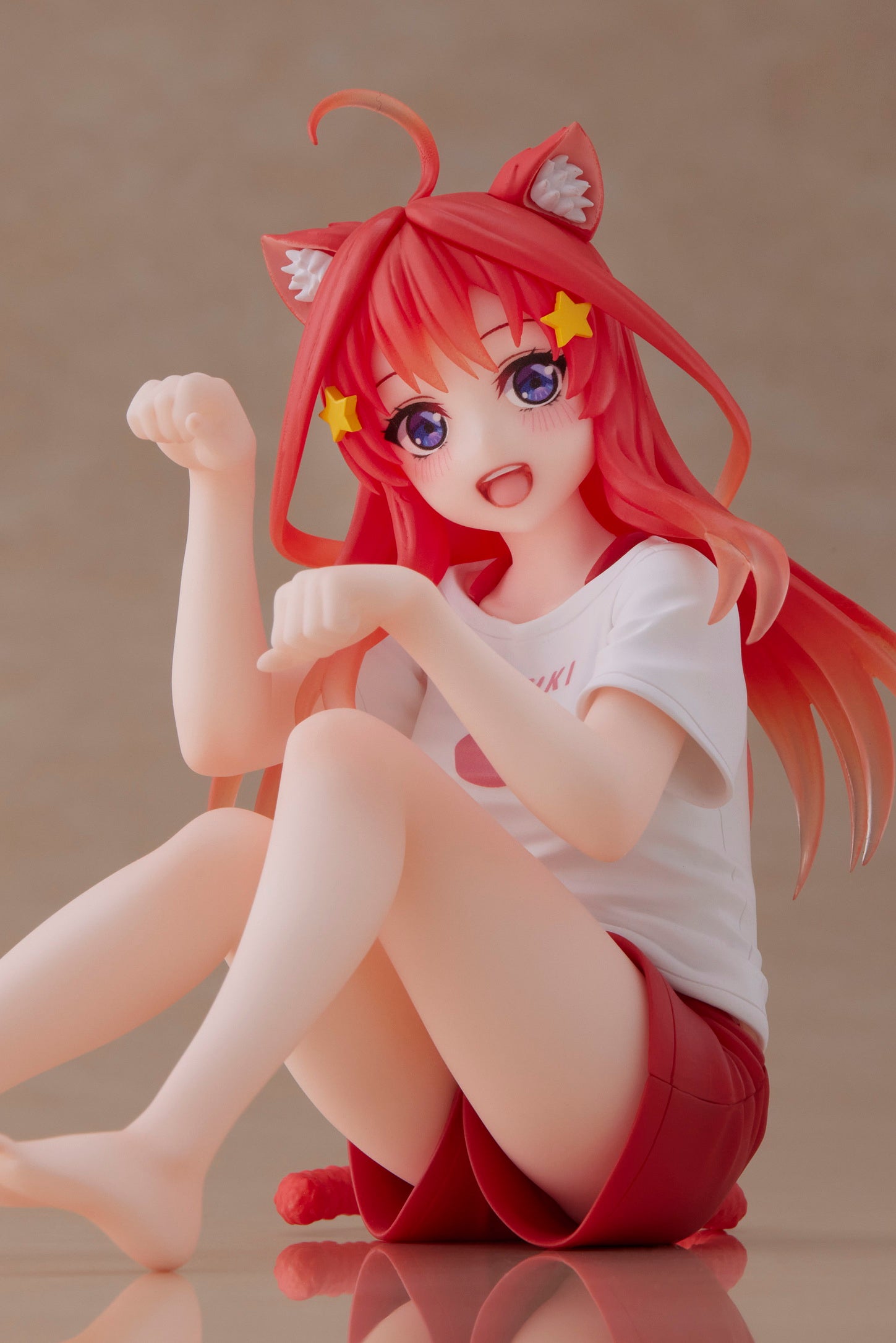 PRE-ORDER Taito - The Quintessential Quintuplets 2 Desktop Cute Figure - Itsuki Nakano: Newly Written Cat Roomwear Ver.