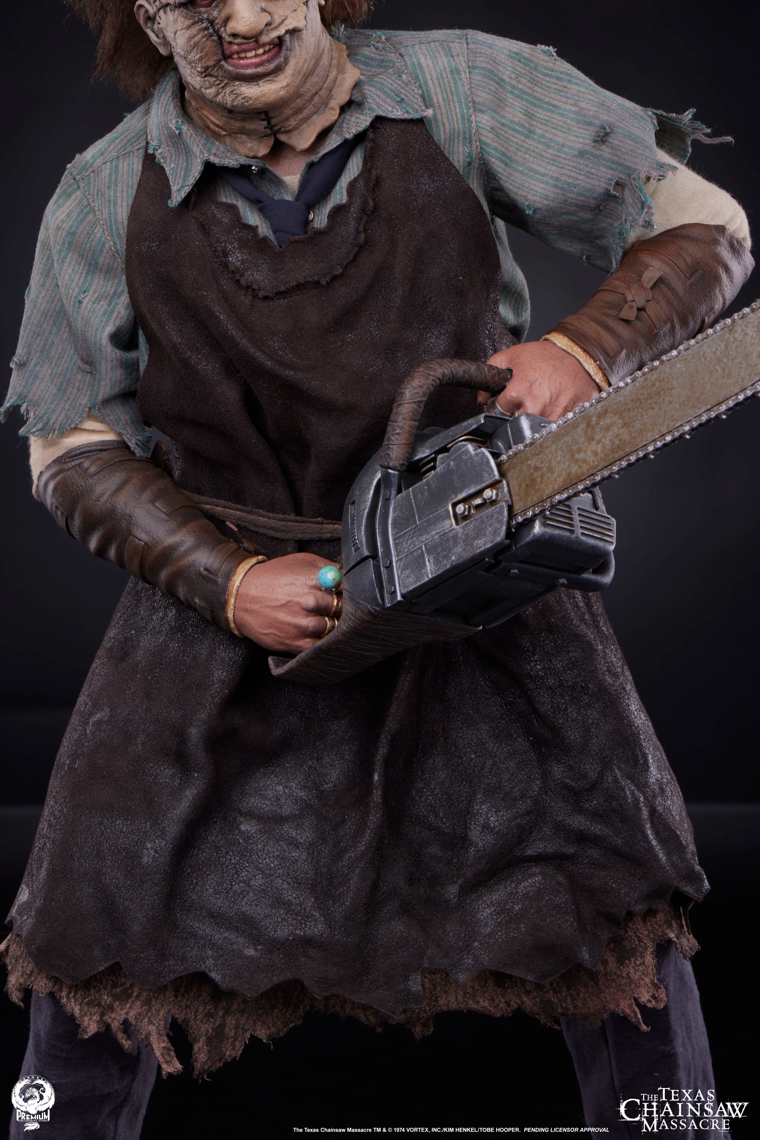 PRE-ORDER PCS- The Texas Chainsaw Massacre - Leatherface 1/4