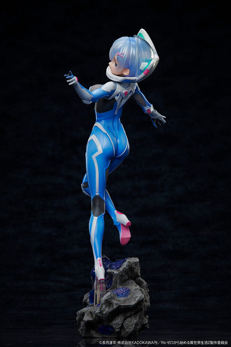 PRE-ORDER Design COCO - Re:ZERO -Starting Life in Another World - Rem: AxA SF Spacesuit Ver. 1/7