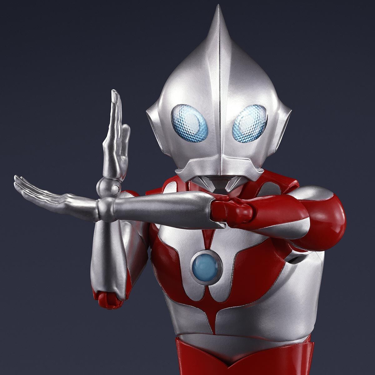 PRE-ORDER Bandai - S.H.Figuarts - Ultraman: Rising - Ultradad [EXCLUSIVE]