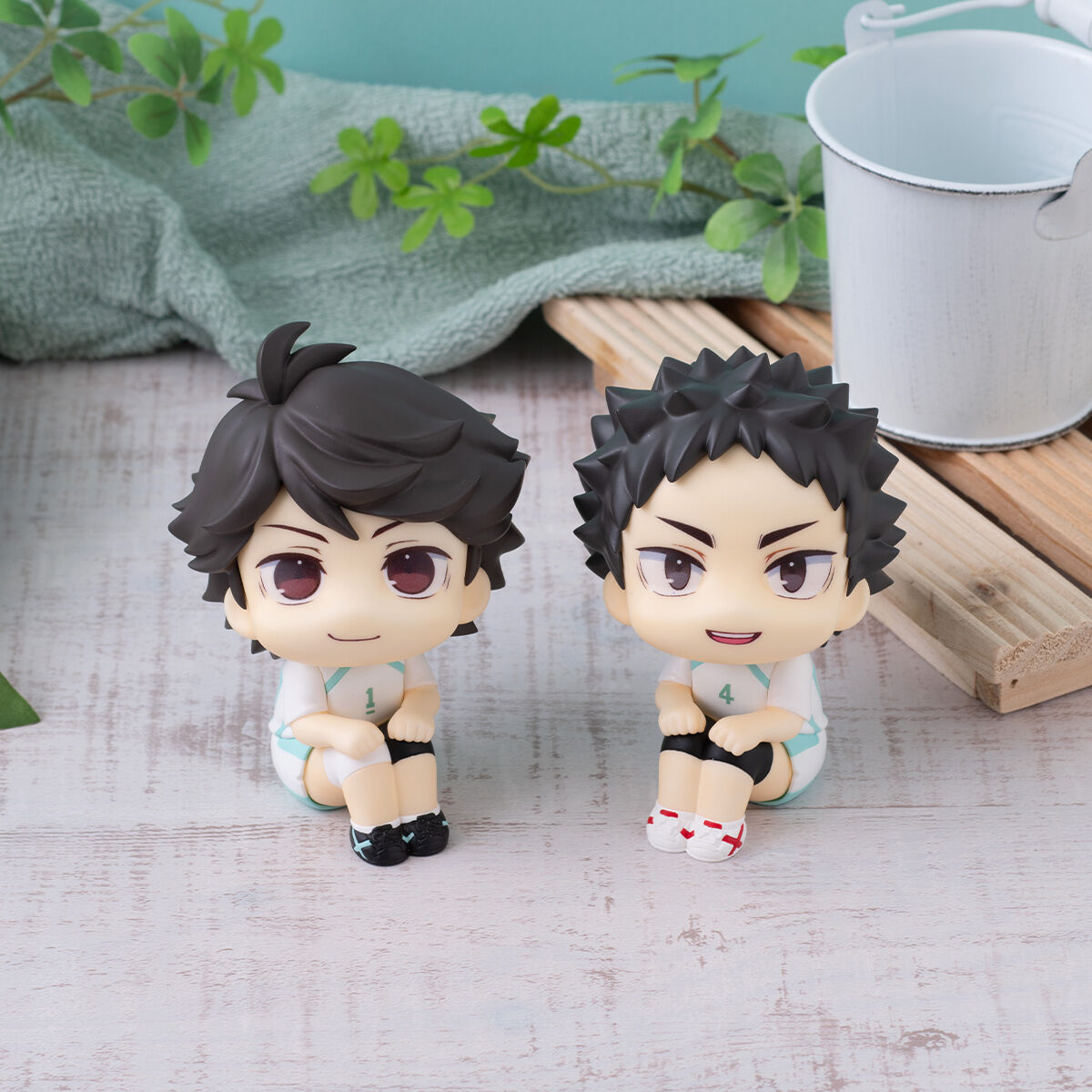 IN-STOCK MegaHouse - Look Up - Haikyuu!! - Toru Oikawa & Hajime Iwaizumi: Uniform Ver. Set [EXCLUSIVE]