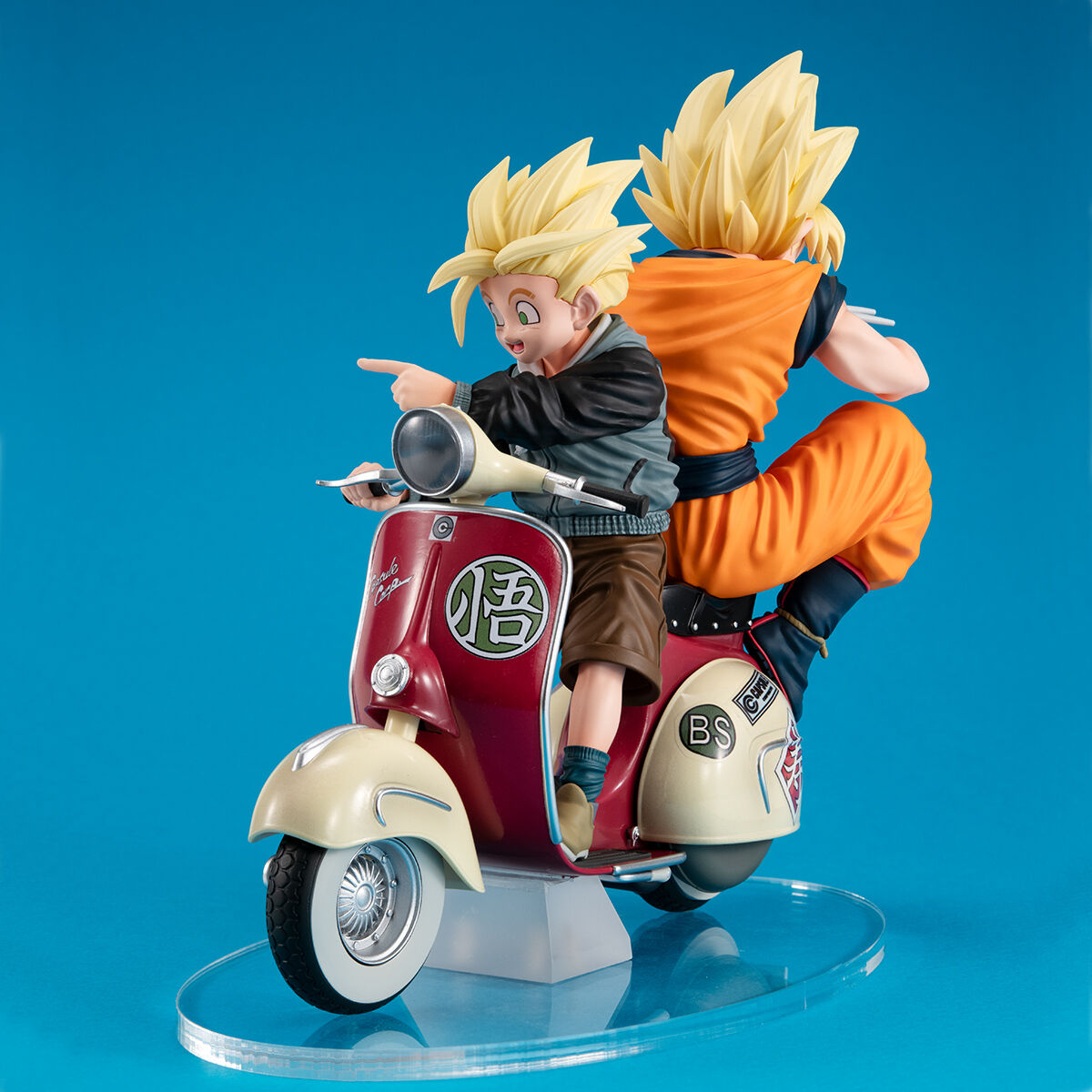 PRE-ORDER MegaHouse - Desktop Real McCoy EX - Dragon Ball Z - Super Saiyan Goku & Super Saiyan Gohan [EXCLUSIVE]