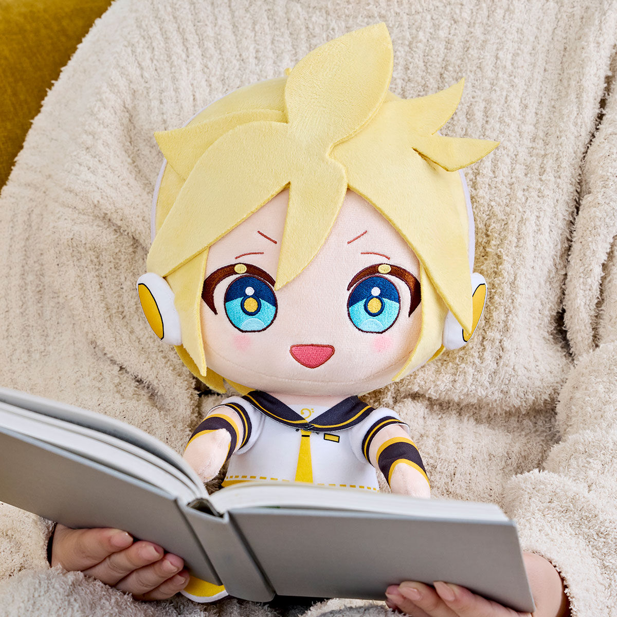 SPECIAL ORDER Bandai - Vocaloid Warm Plush - Kagamine Len [EXCLUSIVE] [JP]