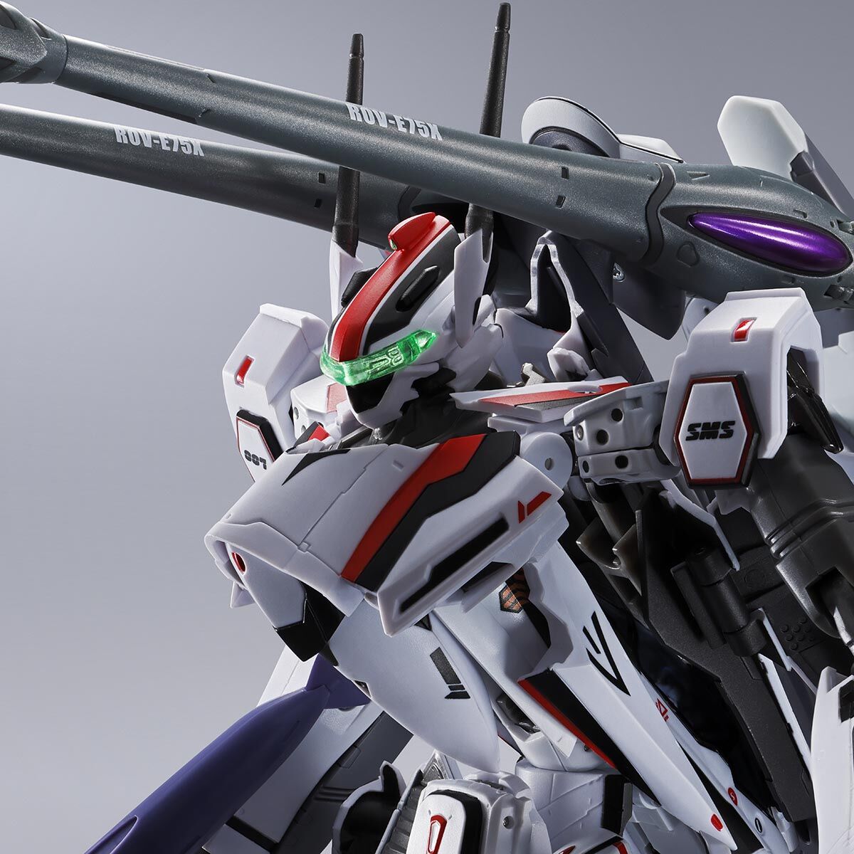 PRE-ORDER Bandai - DX Chogokin - Macross F: The Movie - VF-25F Tornado Messiah Valkyrie (Saotome Alto's) Revival Ver. [EXCLUSIVE]