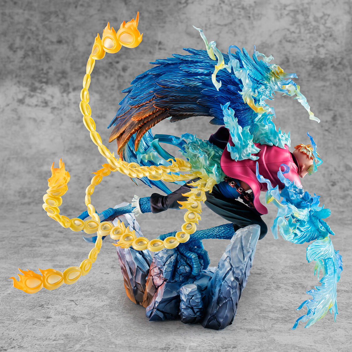 PRE-ORDER MegaHouse - Portrait.Of.Pirates "MAS-MAXIMUM"- One Piece - Whitebeard Pirates 1st Division Captain Marco the Phoenix [EXCLUSIVE]