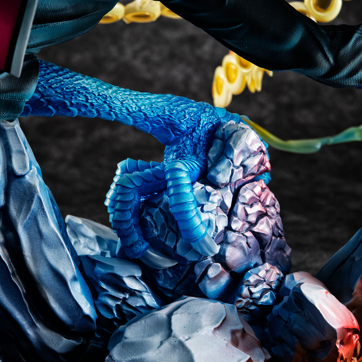 PRE-ORDER MegaHouse - Portrait.Of.Pirates "MAS-MAXIMUM"- One Piece - Whitebeard Pirates 1st Division Captain Marco the Phoenix [EXCLUSIVE]