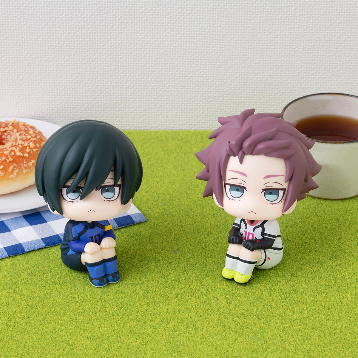 IN-STOCK MegaHouse - Look Up - BLUELOCK - Rin Itoshi & Sae Itoshi: U-20 Japan National Team Ver. [EXCLUSIVE]