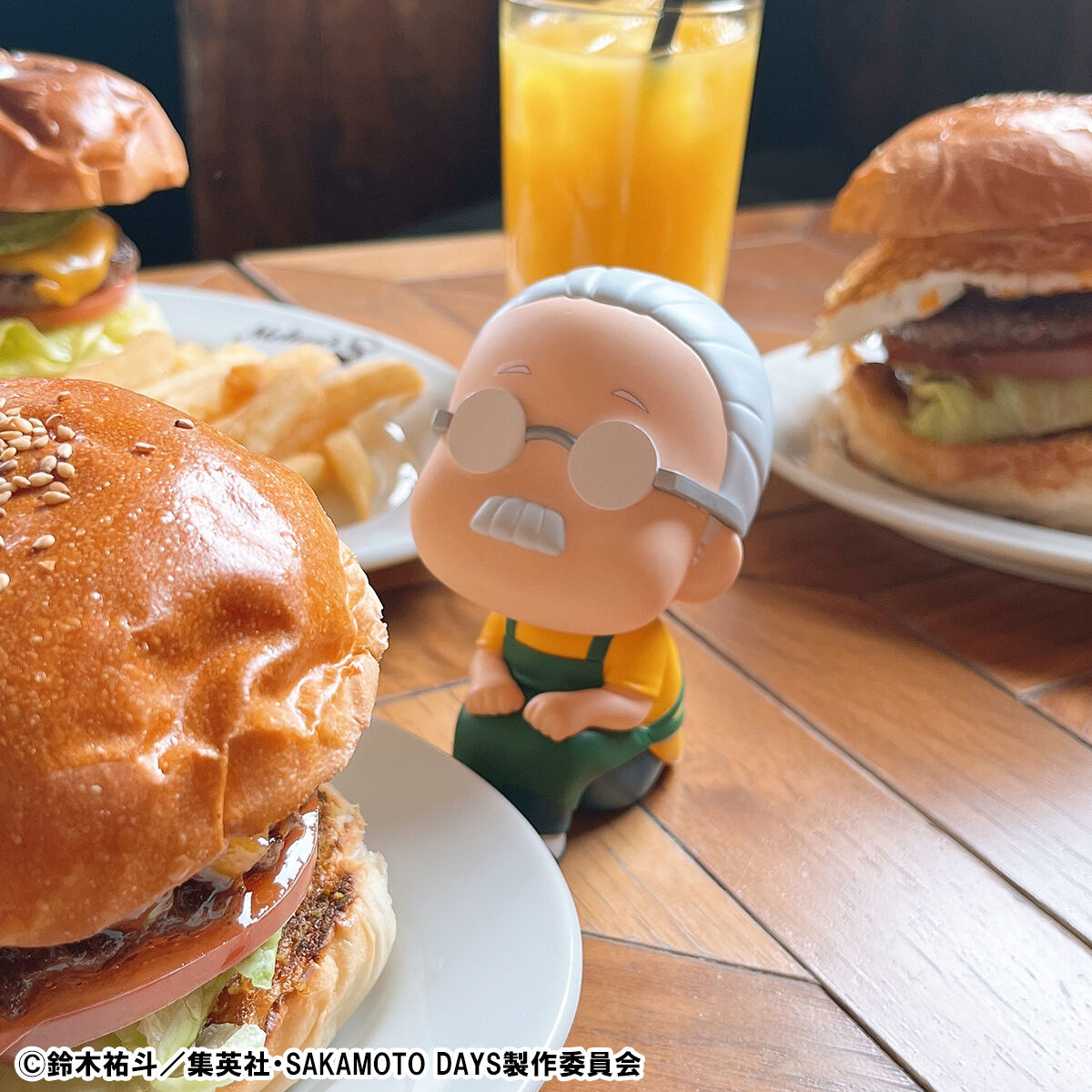 IN-STOCK MegaHouse - Look Up - Sakamoto Days - Taro Sakamoto & Shin Asakura [EXCLUSIVE]