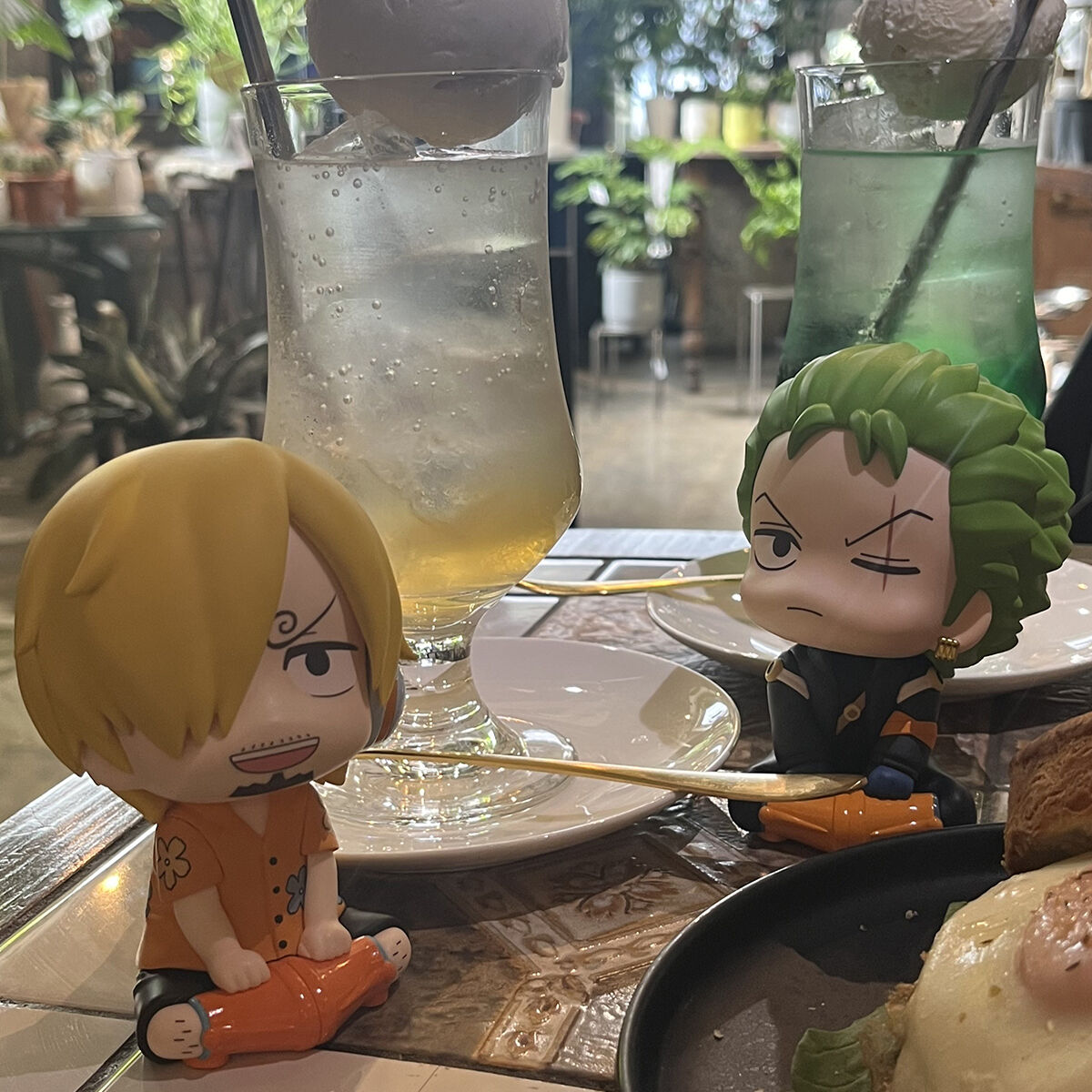 IN-STOCK MegaHouse - Look Up - One Piece - Roronoa Zoro & Sanji: Future Island Ver. [EXCLUSIVE]