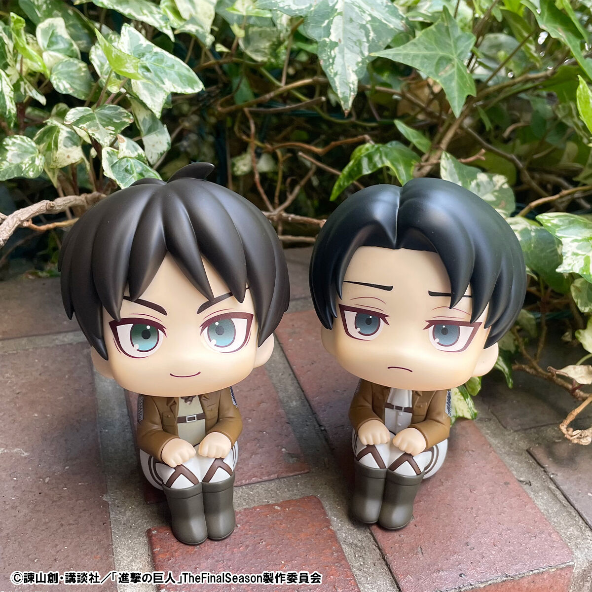 PRE-ORDER  MegaHouse - Look Up - Attack on Titan - Eren Yeager & Levi Set [EXCLUSIVE]