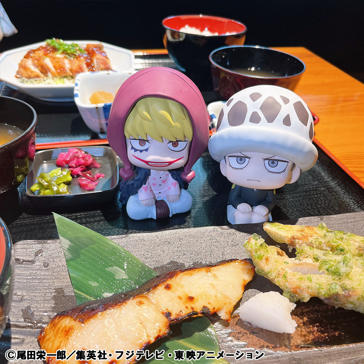 PRE-ORDER MegaHouse - Look Up - ONE PIECE - Trafalgar Law: Childhood Ver. & Corazon Set [EXCLUSIVE]