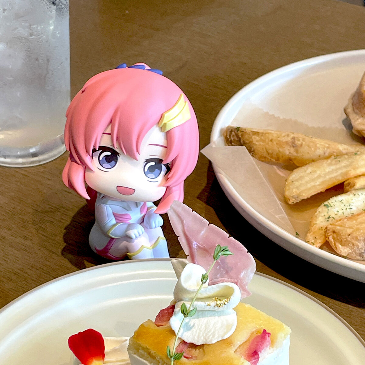 PRE-ORDER MegaHouse - Look Up - Mobile Suit Gundam SEED FREEDOM - Lacus Clyne & Cagalli Yula Athha Set [EXCLUSIVE]