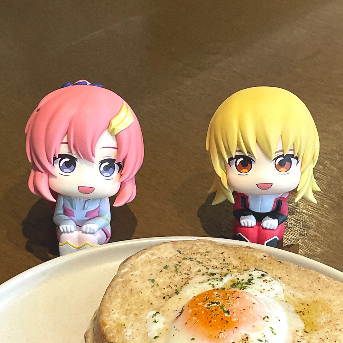 PRE-ORDER MegaHouse - Look Up - Mobile Suit Gundam SEED FREEDOM - Lacus Clyne & Cagalli Yula Athha Set [EXCLUSIVE]